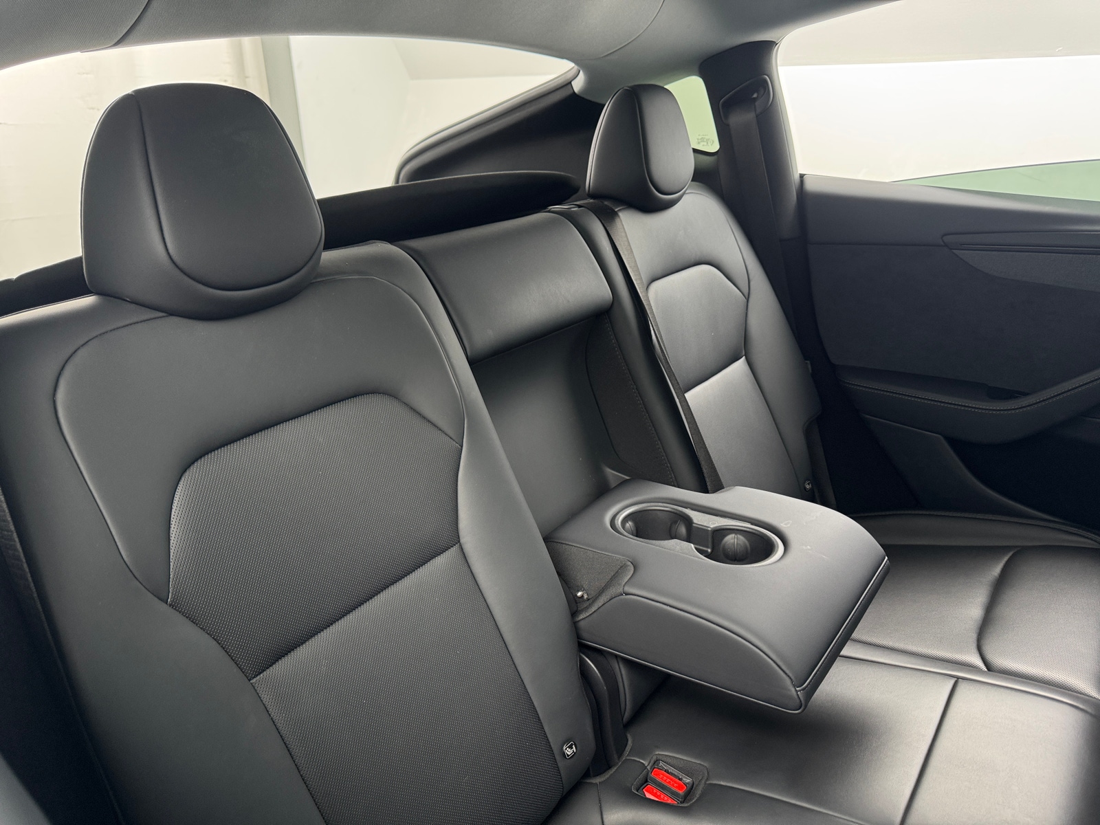 Thumbnail: 2026 Tesla Model Y - 5