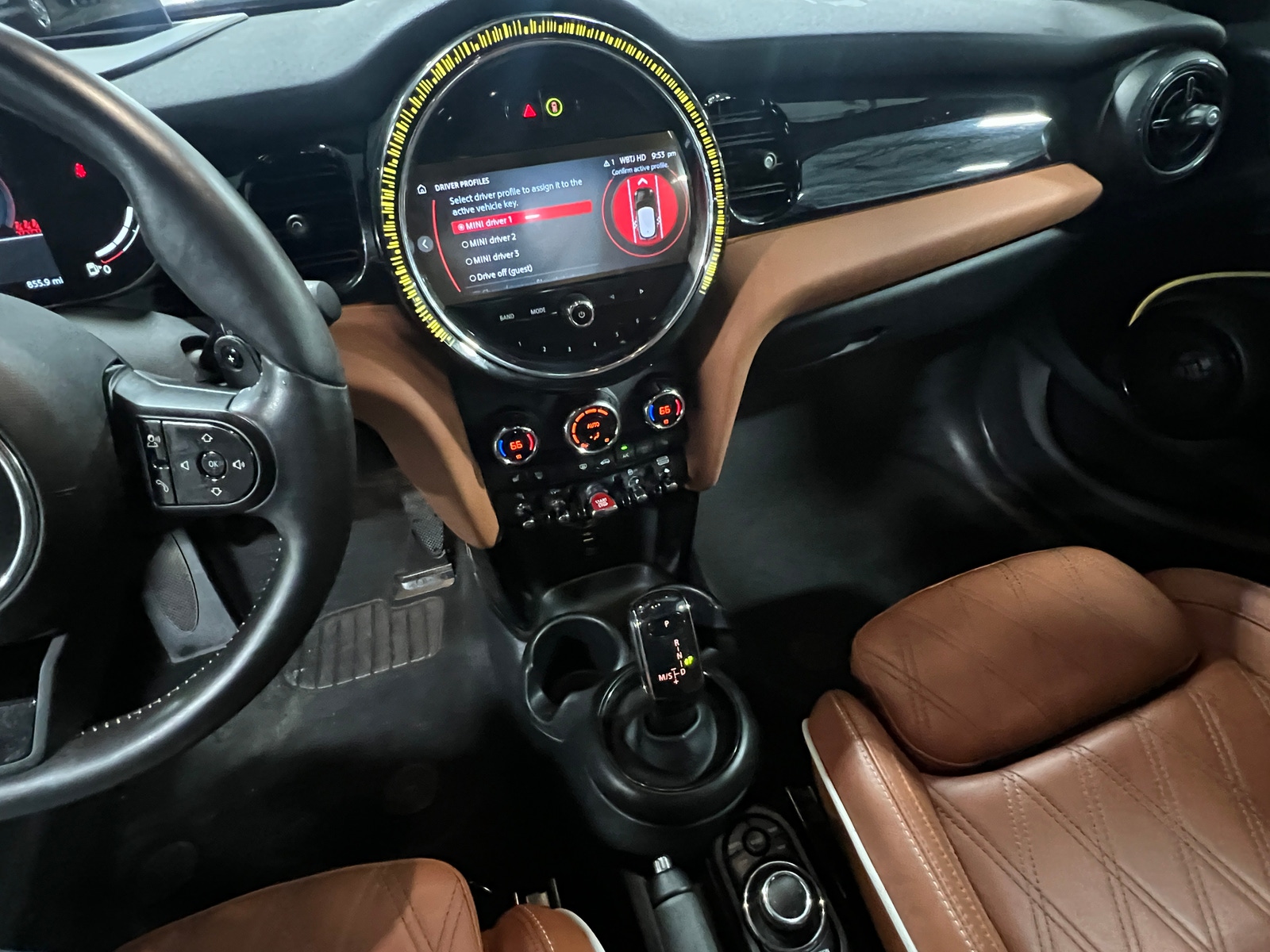 Thumbnail: 2024 MINI Cooper Hardtop - 3