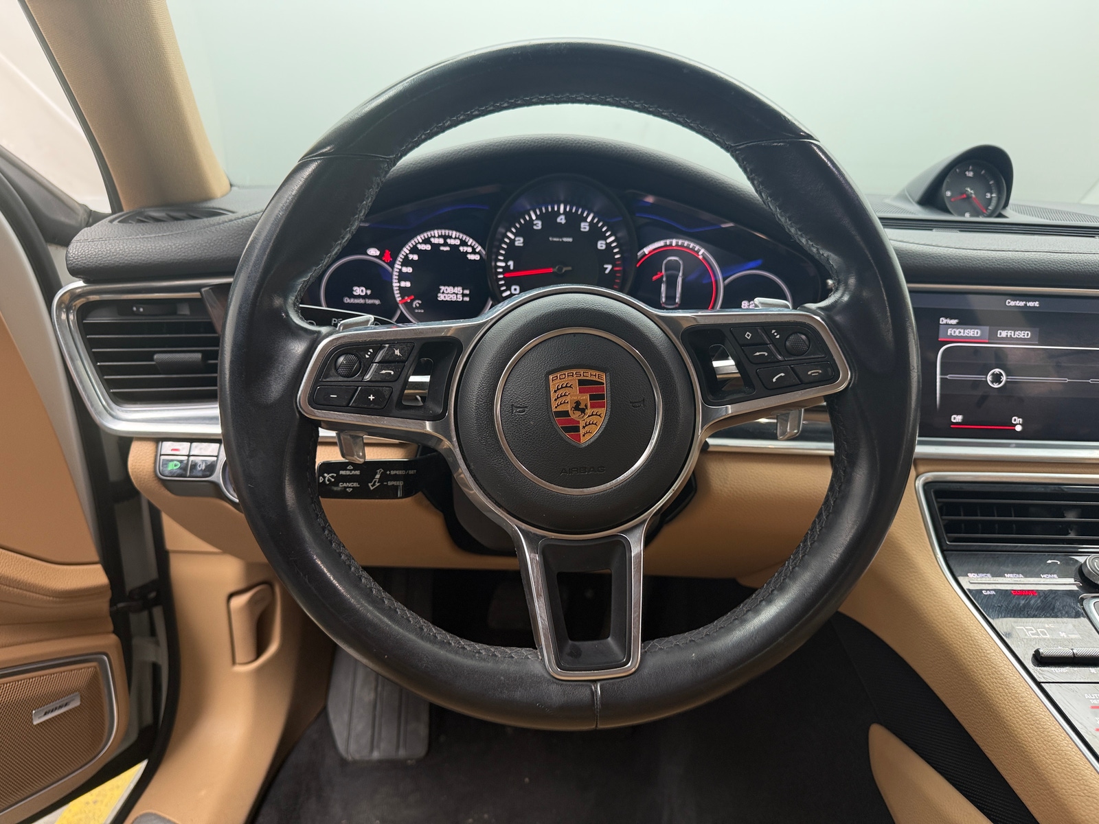 Thumbnail: 2019 Porsche Panamera - 4