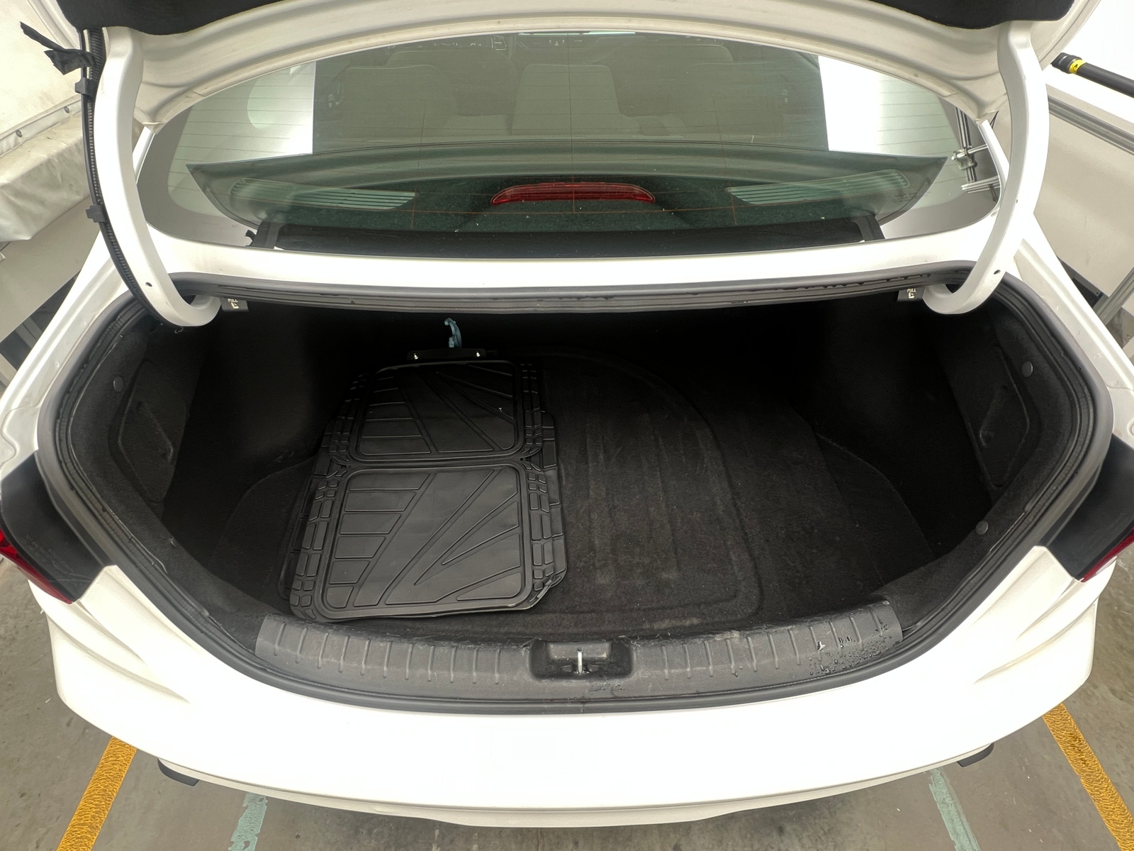 Thumbnail: 2024 Kia Forte - 7