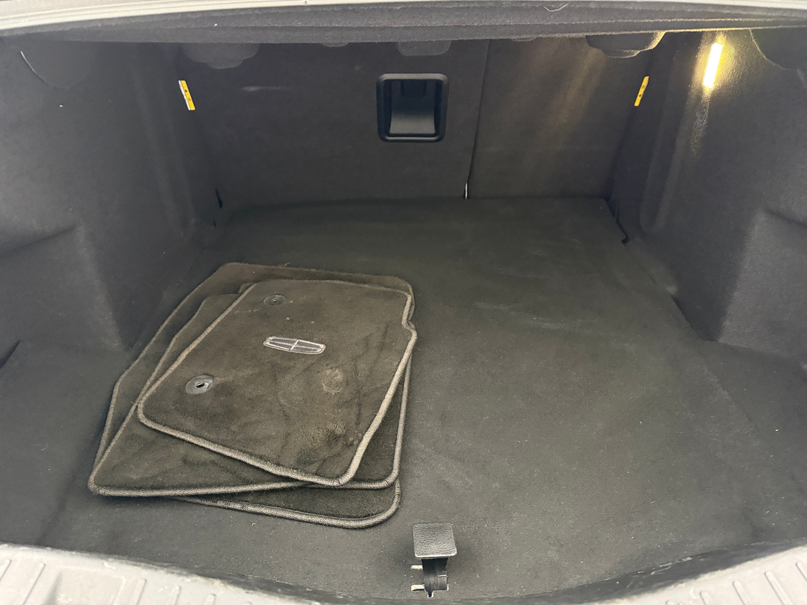 Thumbnail: 2016 Lincoln MKZ - 6