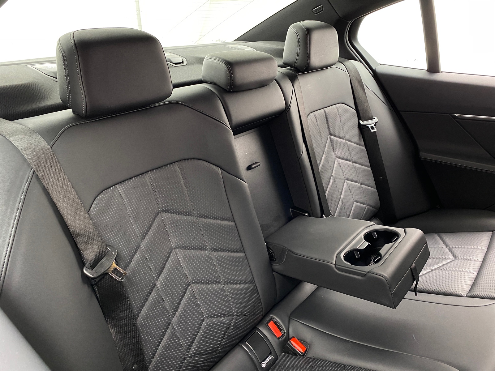 Thumbnail: 2024 BMW 5 Series - 5