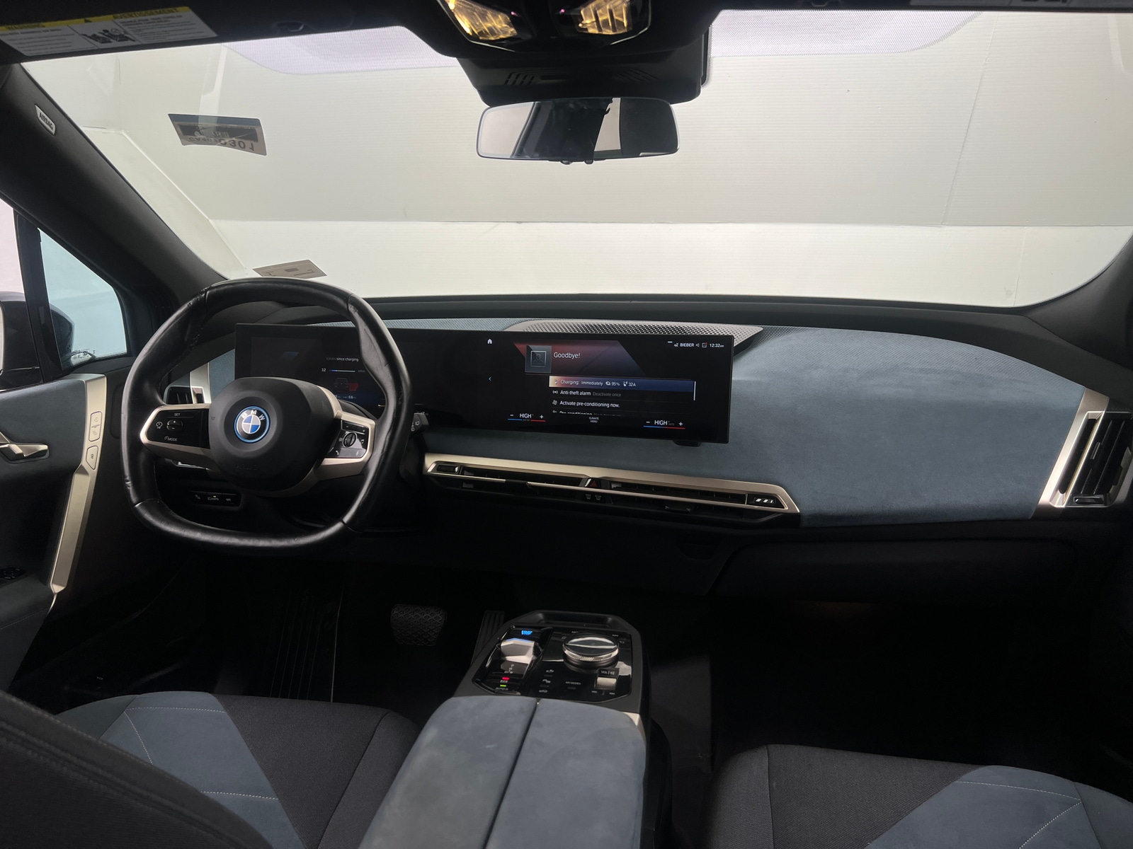 Thumbnail: 2022 BMW iX - 2