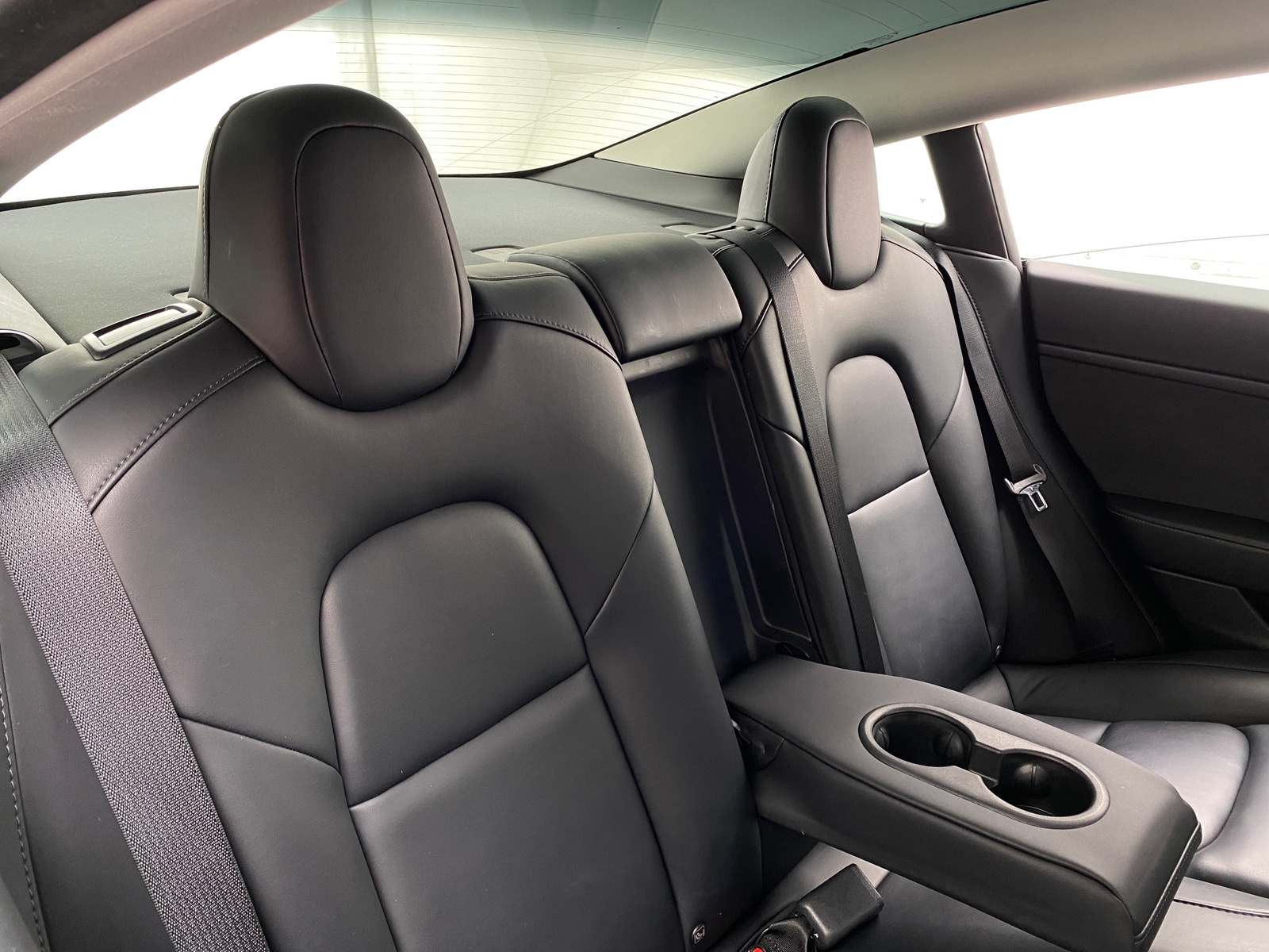 Thumbnail: 2022 Tesla Model 3 - 5