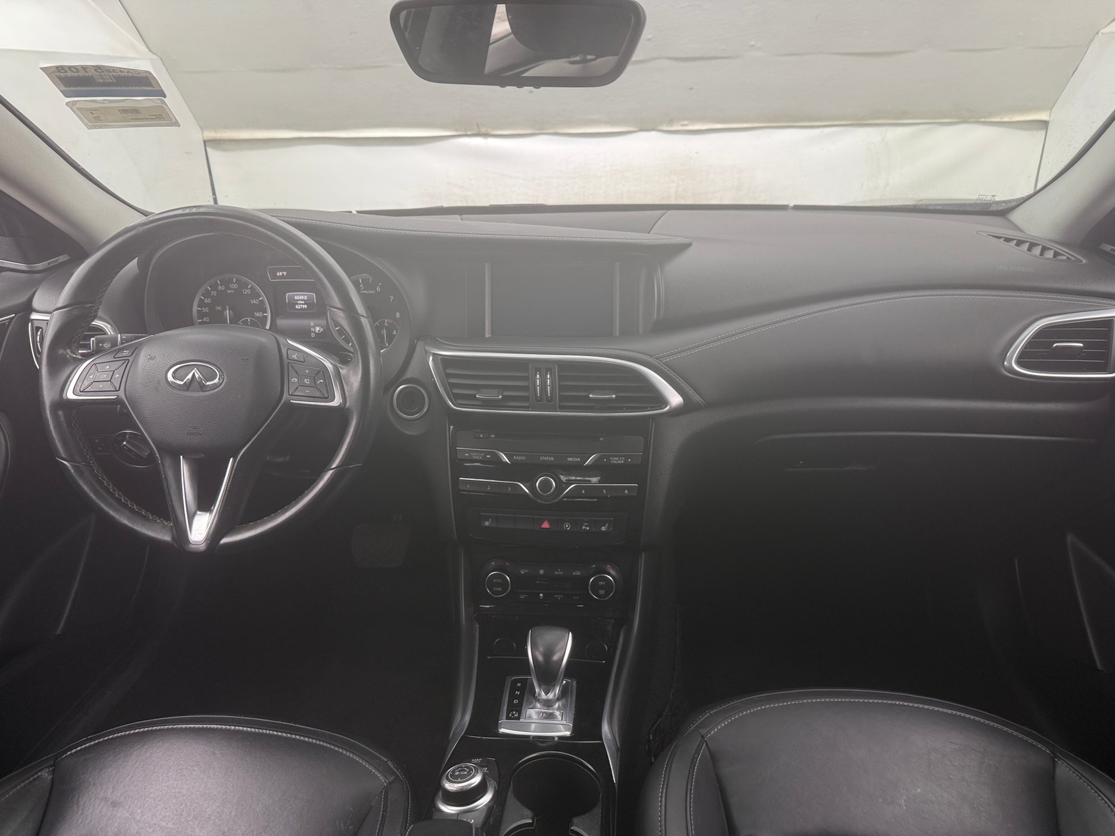 Thumbnail: 2017 INFINITI QX30 - 2