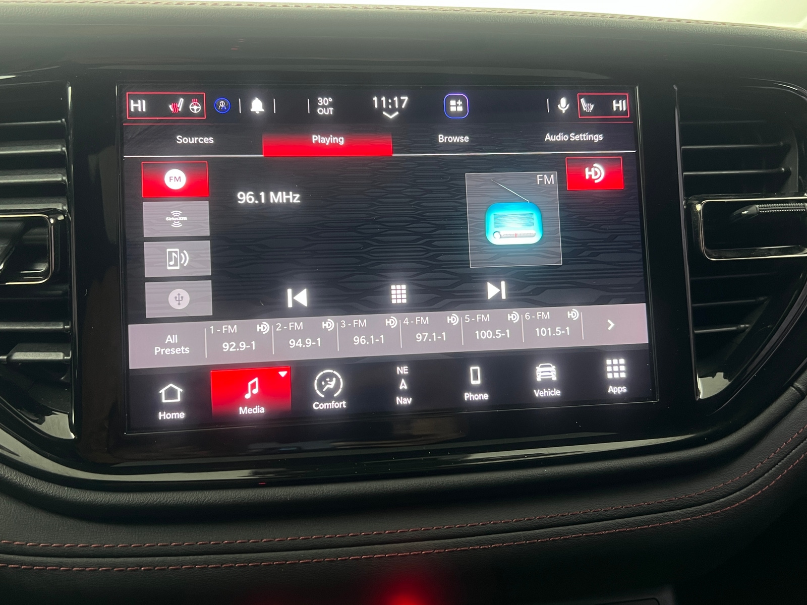 Thumbnail: 2022 Dodge Durango - 3