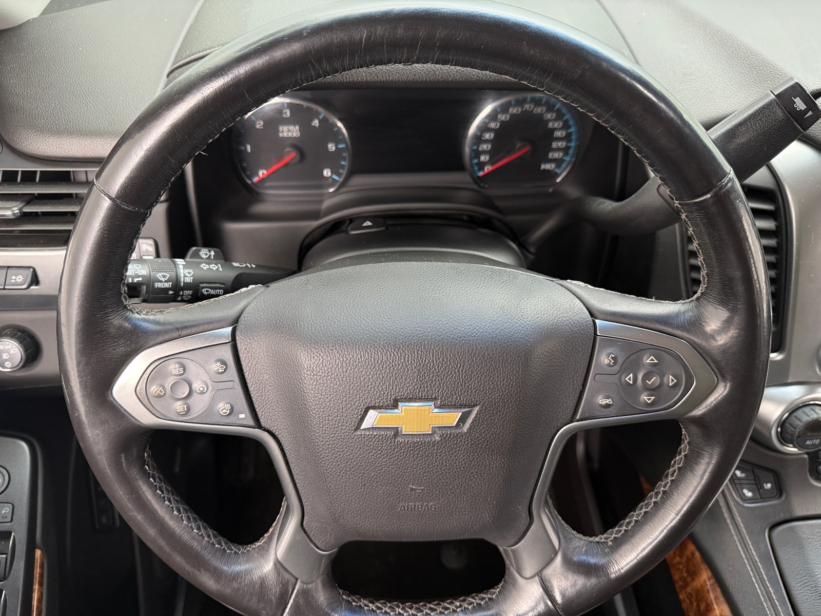 Thumbnail: 2017 Chevrolet Suburban - 4