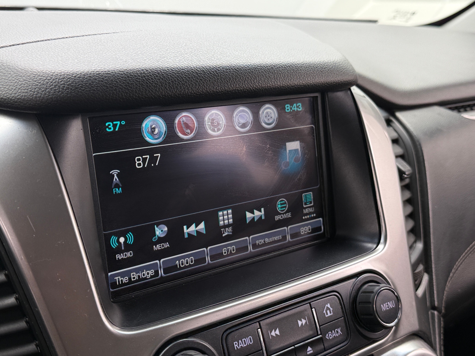 Thumbnail: 2017 Chevrolet Suburban - 3