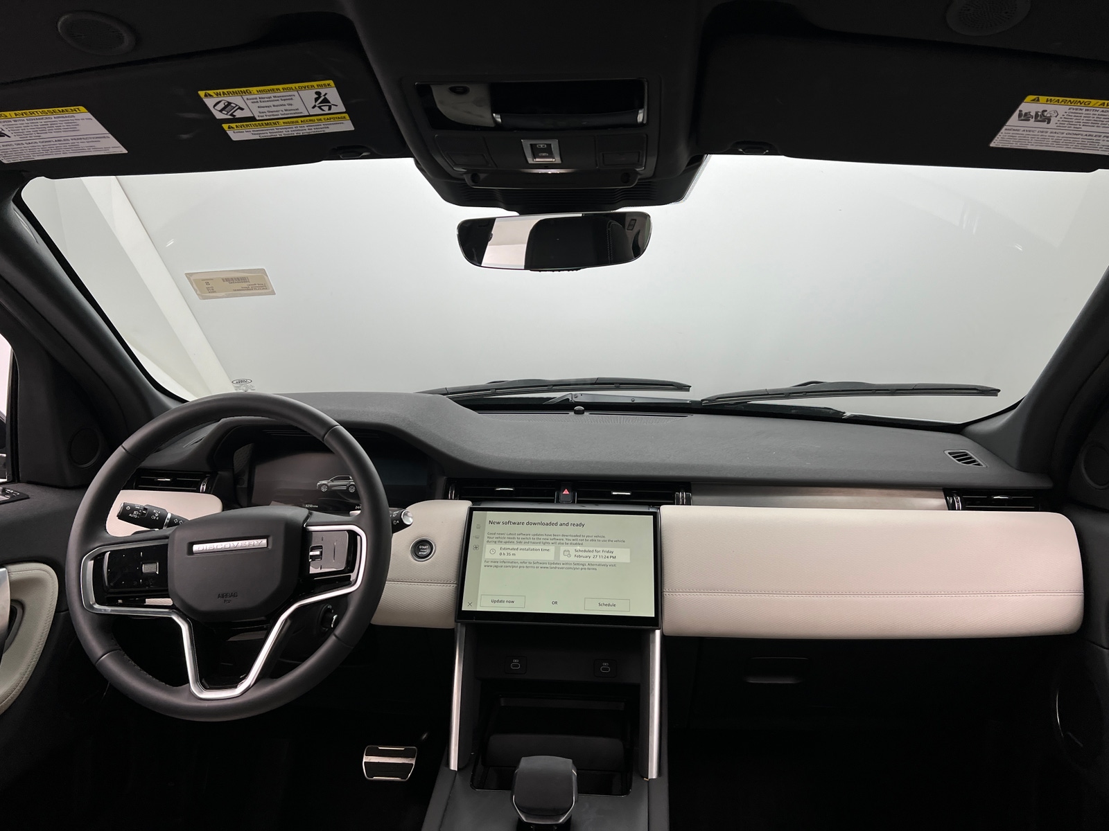 Thumbnail: 2024 Land Rover Discovery Sport - 2