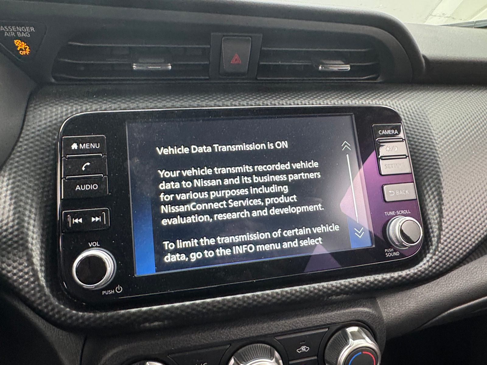 Thumbnail: 2024 Nissan Kicks - 4