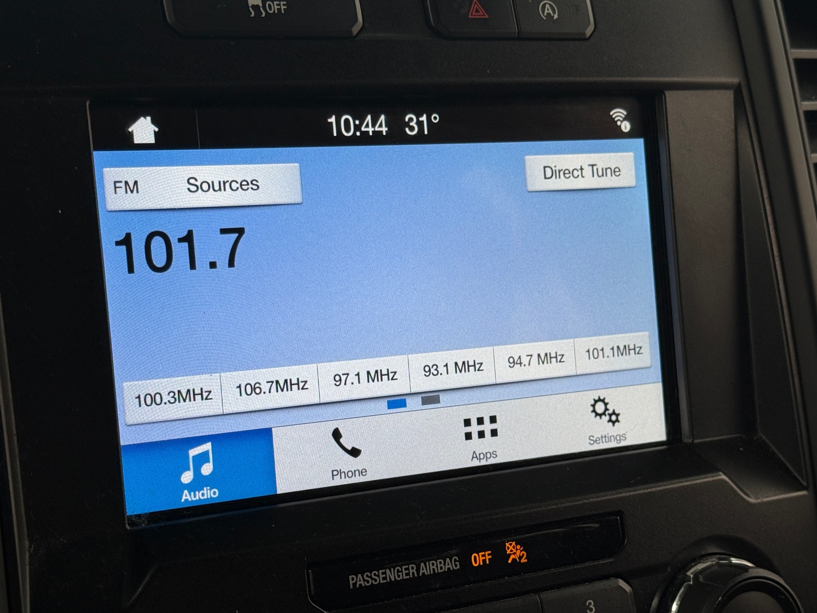 Thumbnail: 2019 Ford Econoline - 4