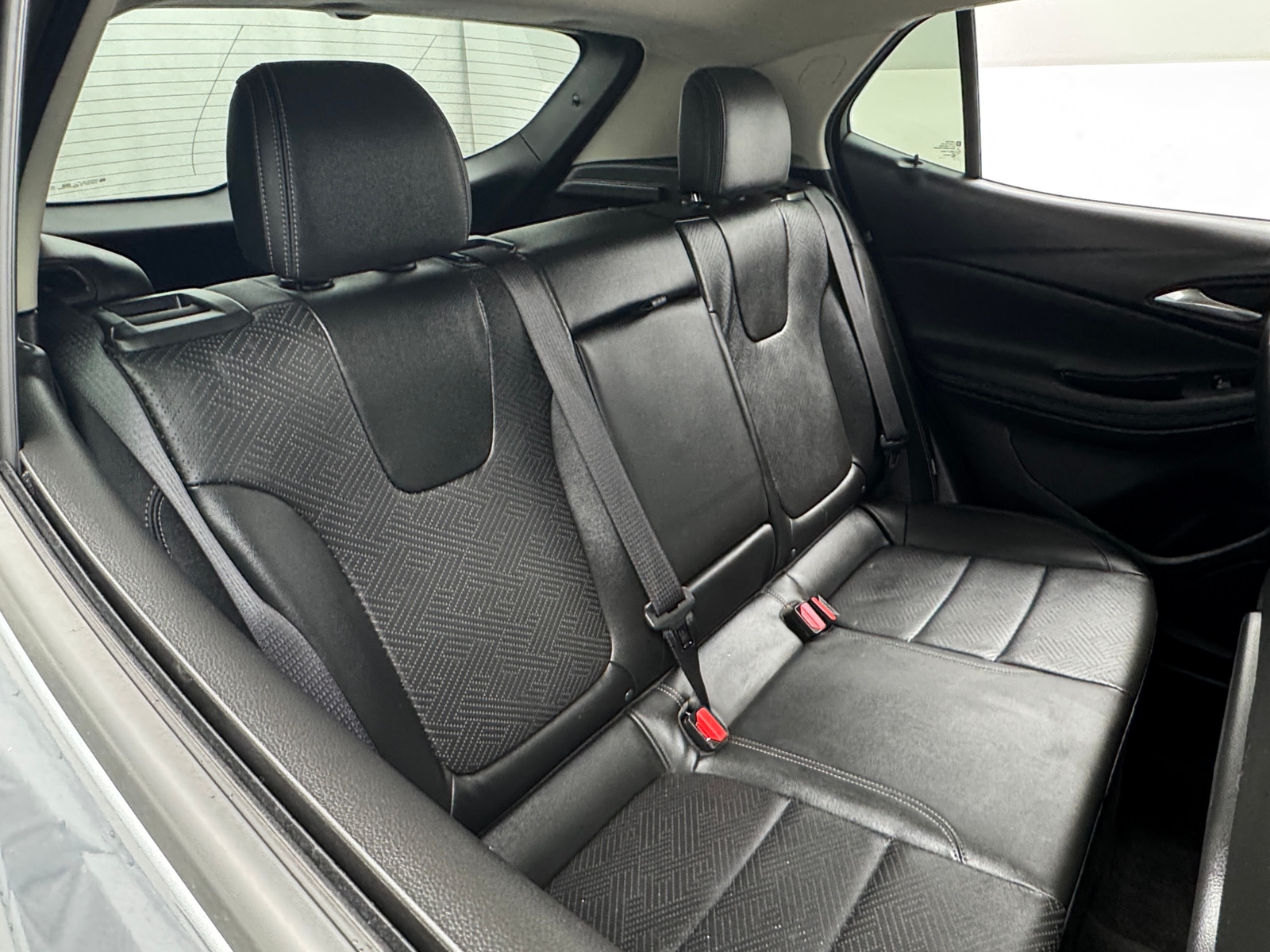 Thumbnail: 2022 Buick Encore GX - 5