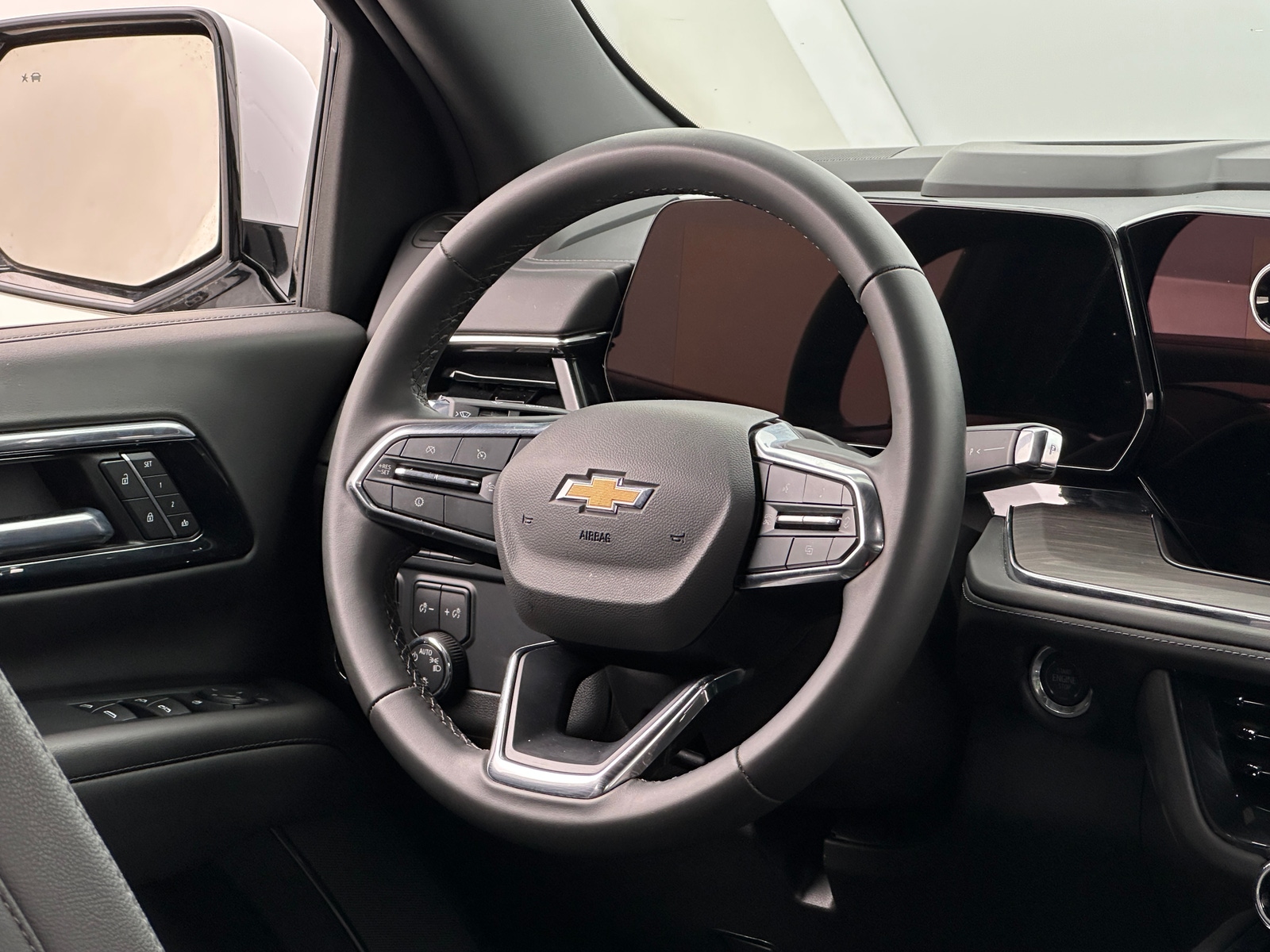 Thumbnail: 2025 Chevrolet Tahoe - 4