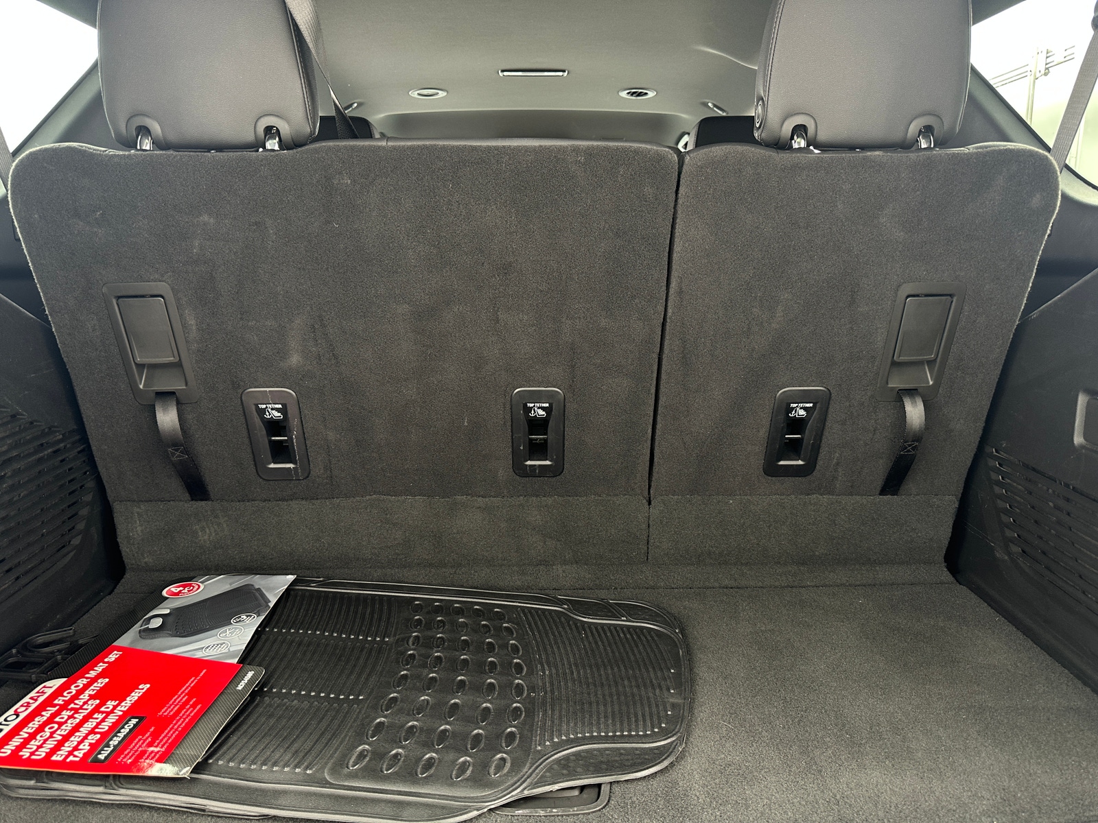 Thumbnail: 2025 Chevrolet Tahoe - 6