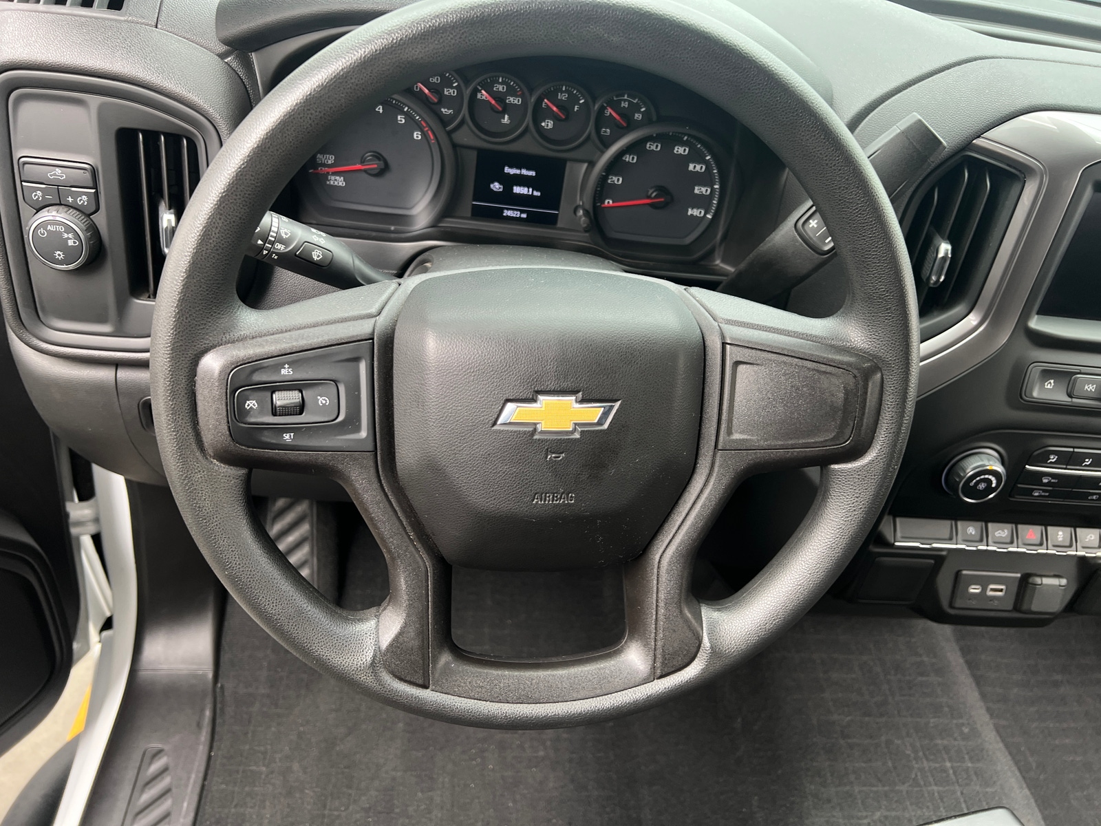 Thumbnail: 2021 Chevrolet Silverado 1500 - 5