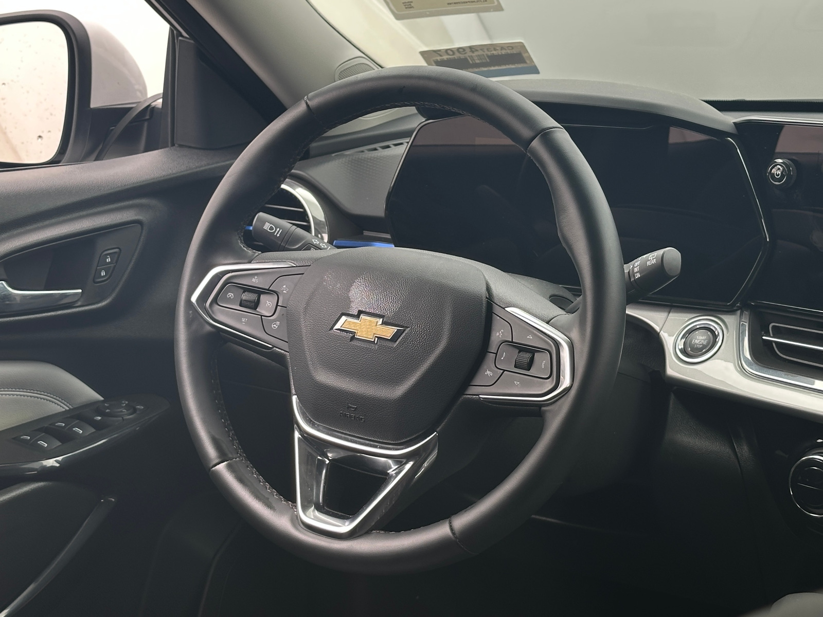 Thumbnail: 2025 Chevrolet Trax - 5