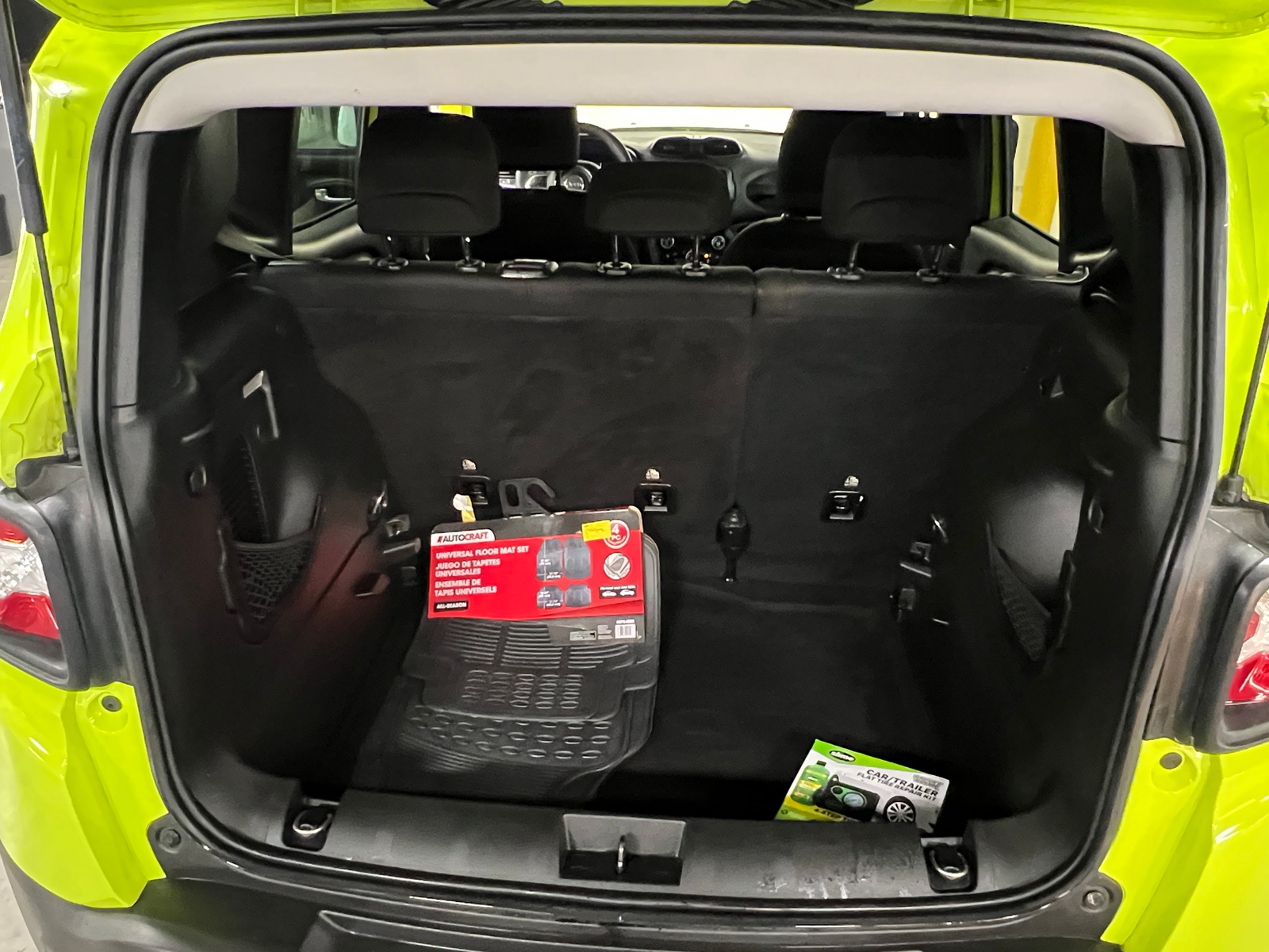 Thumbnail: 2018 Jeep Renegade - 7