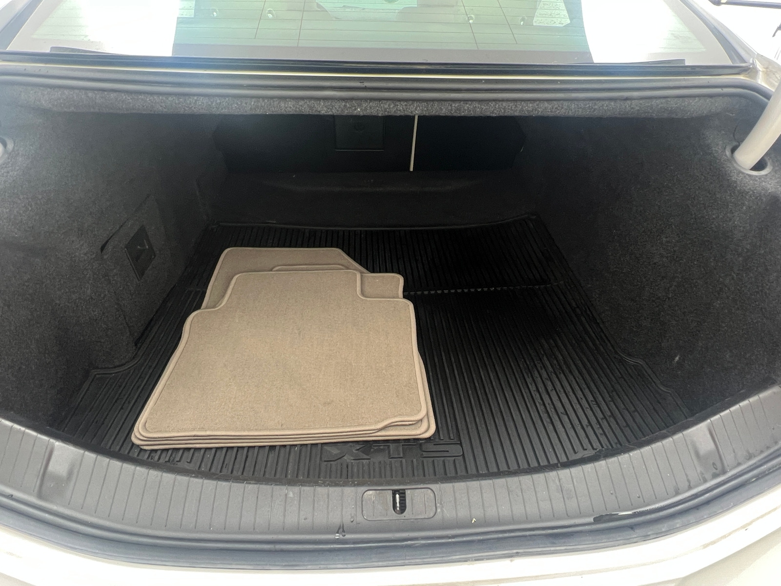 Thumbnail: 2017 Cadillac XTS - 6