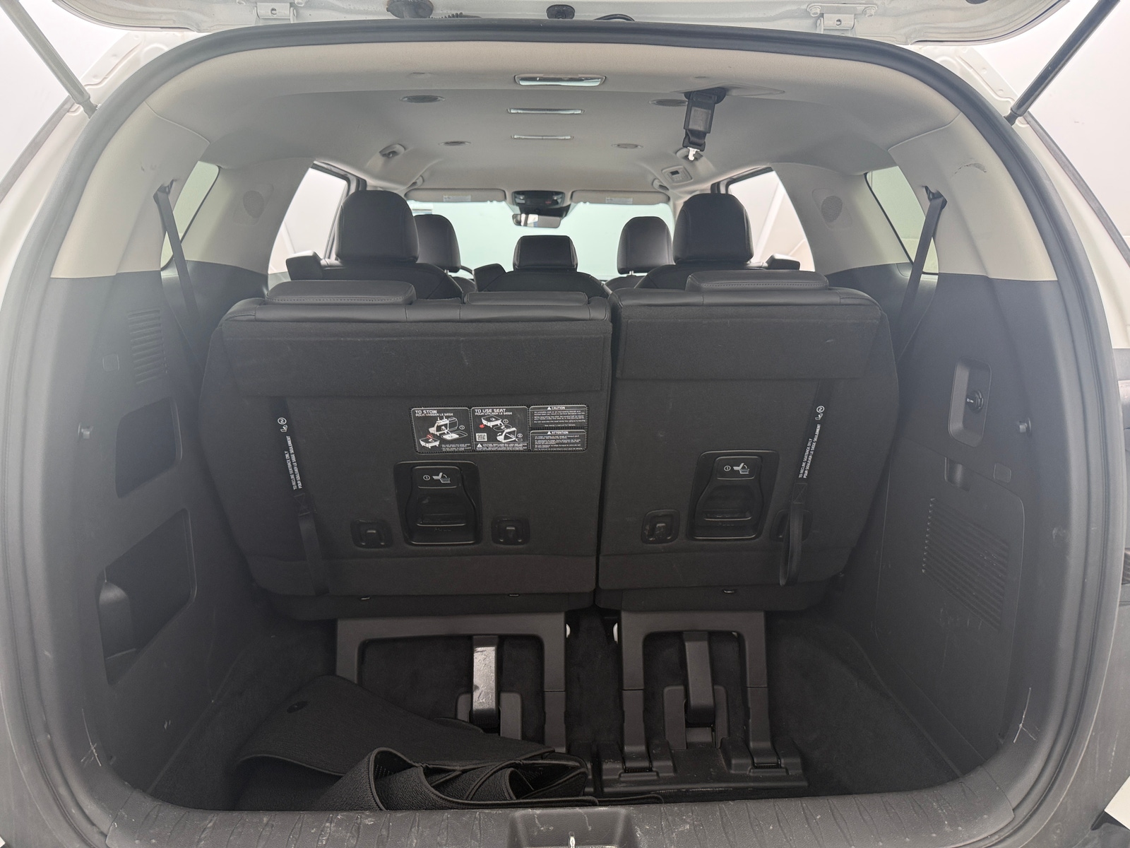 Thumbnail: 2025 Kia Carnival - 6