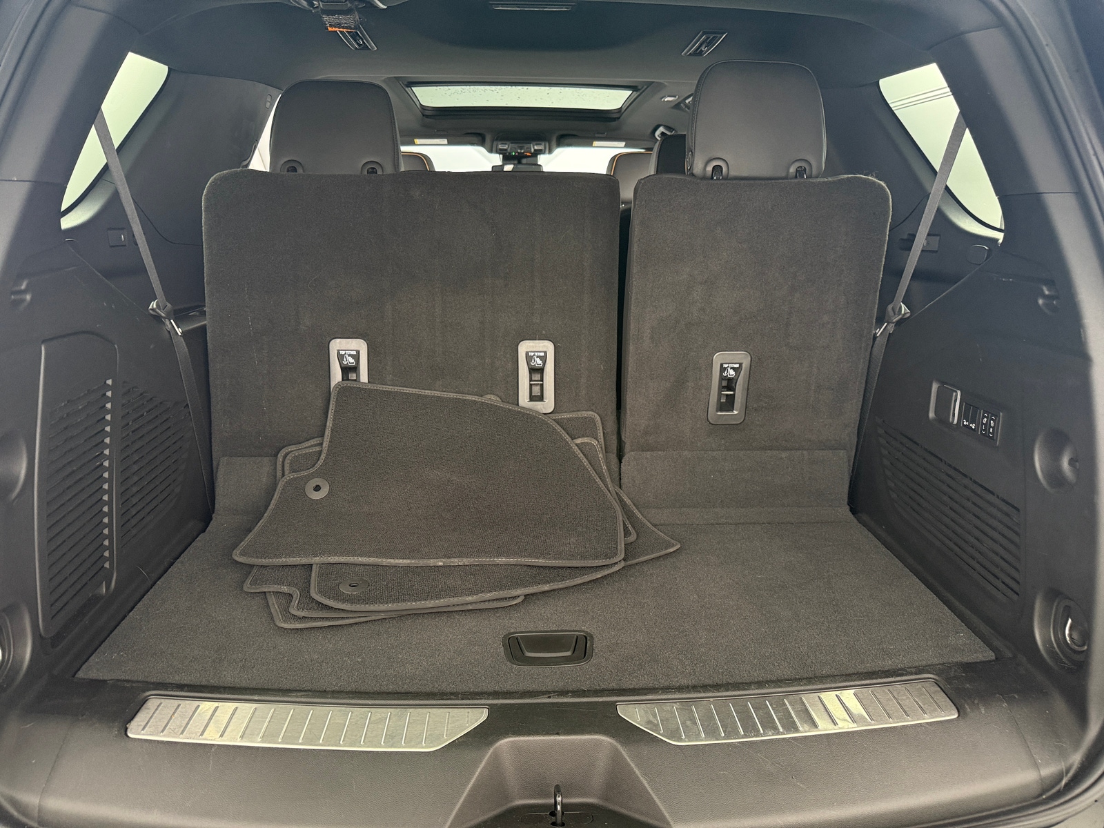 Thumbnail: 2023 GMC Yukon - 6