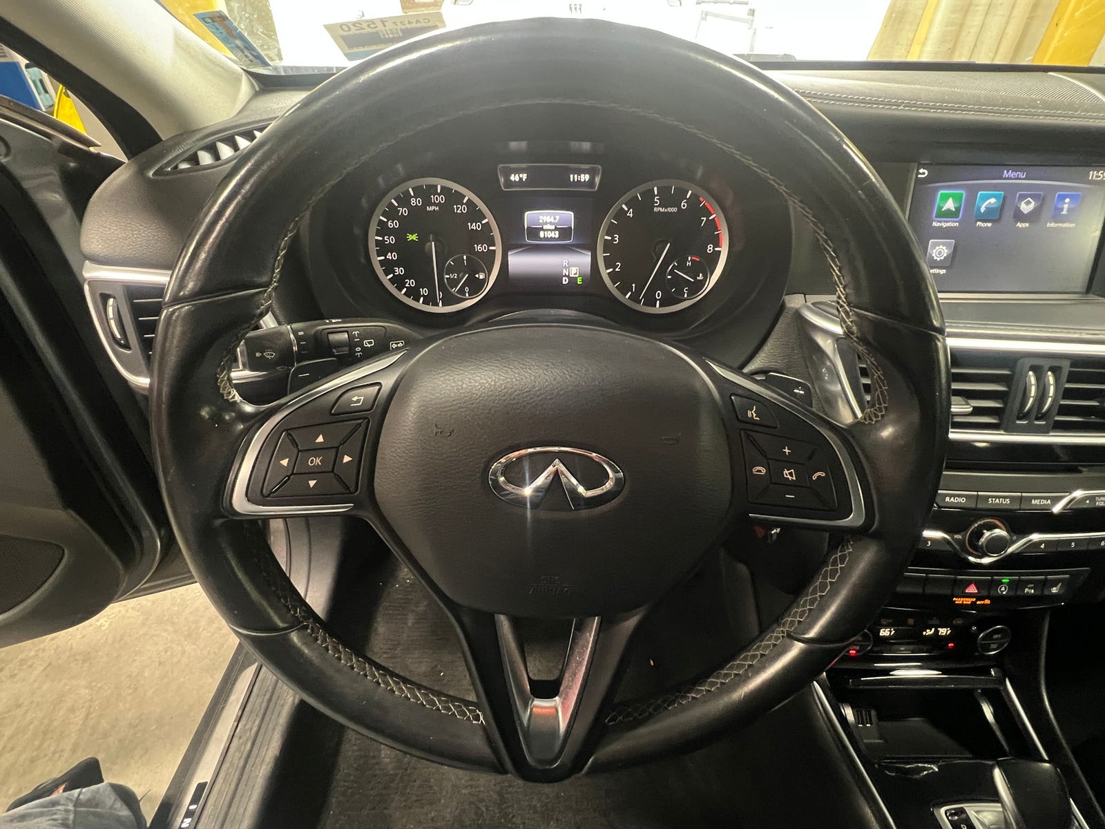 Thumbnail: 2017 INFINITI QX30 - 4