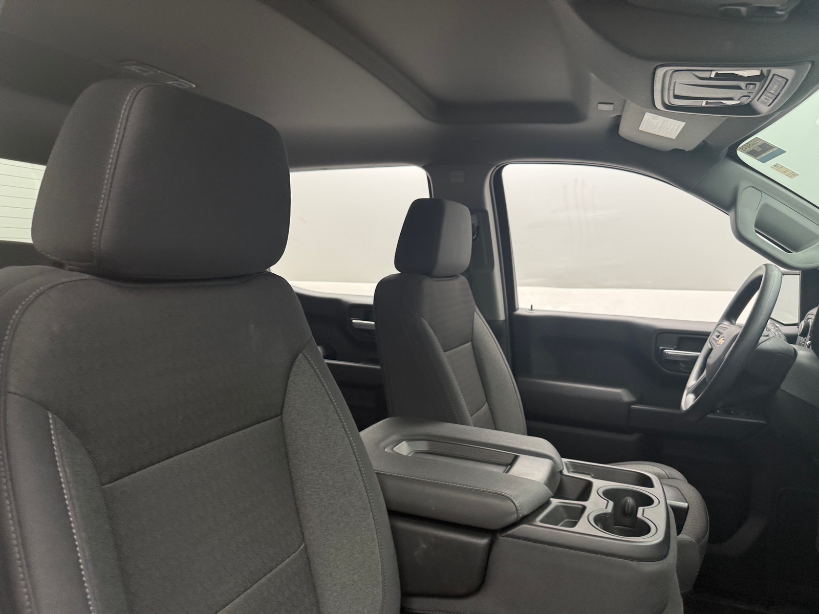 Thumbnail: 2025 Chevrolet Silverado 1500 - 2