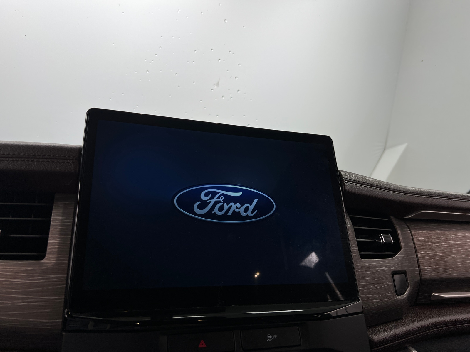 Thumbnail: 2022 Ford Expedition MAX - 3