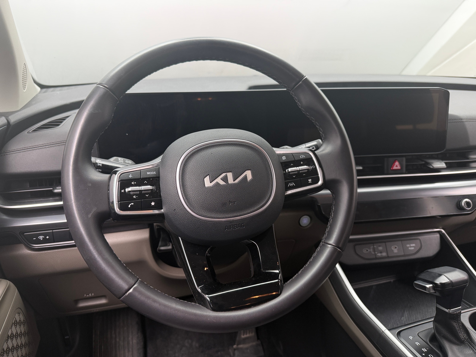 Thumbnail: 2025 Kia Carnival - 4