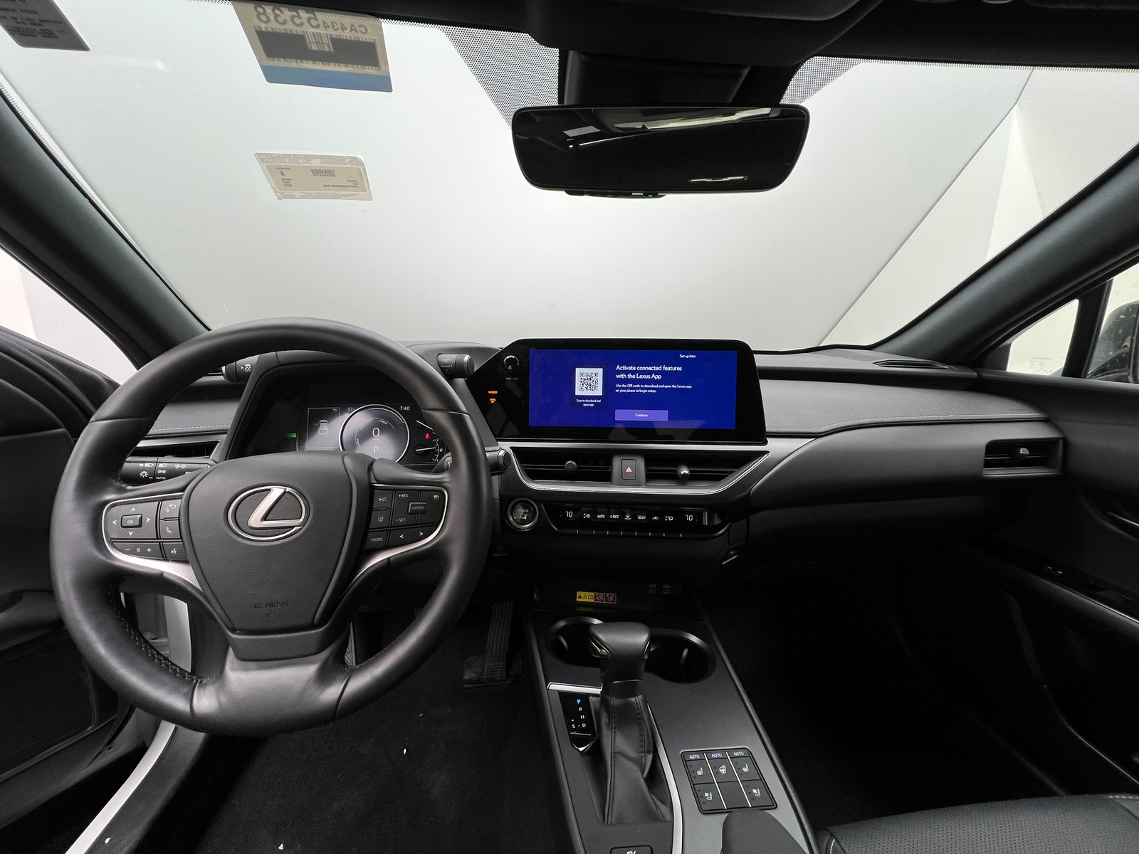 Thumbnail: 2023 Lexus UX - 2