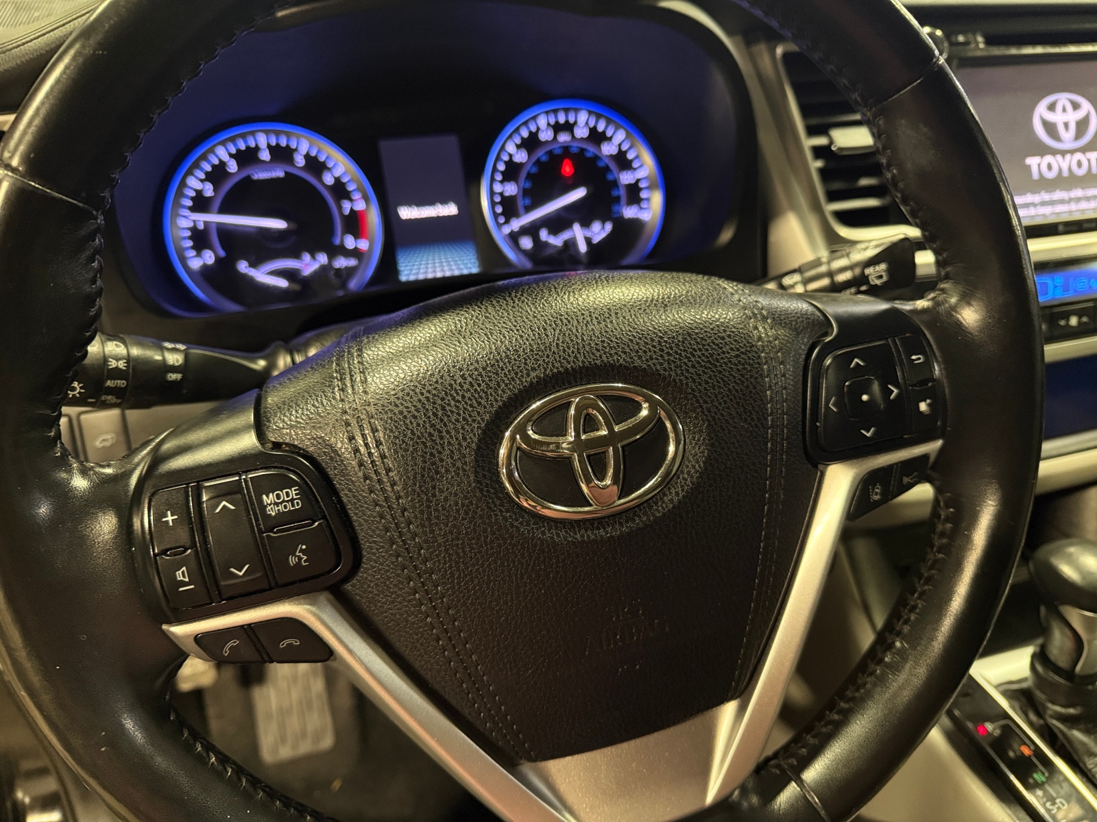 Thumbnail: 2018 Toyota Highlander - 4