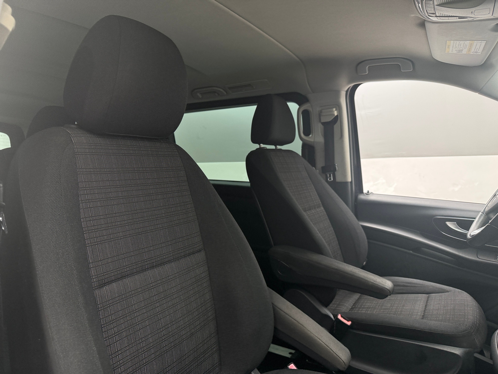 Thumbnail: 2016 Mercedes-Benz Metris - 2