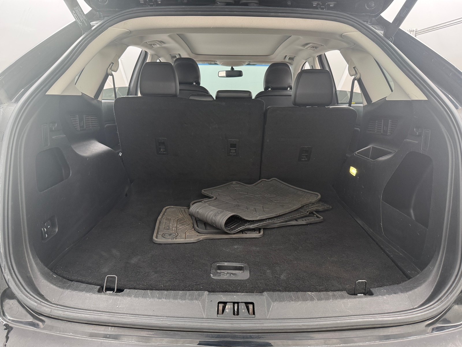 Thumbnail: 2016 Ford Edge - 6