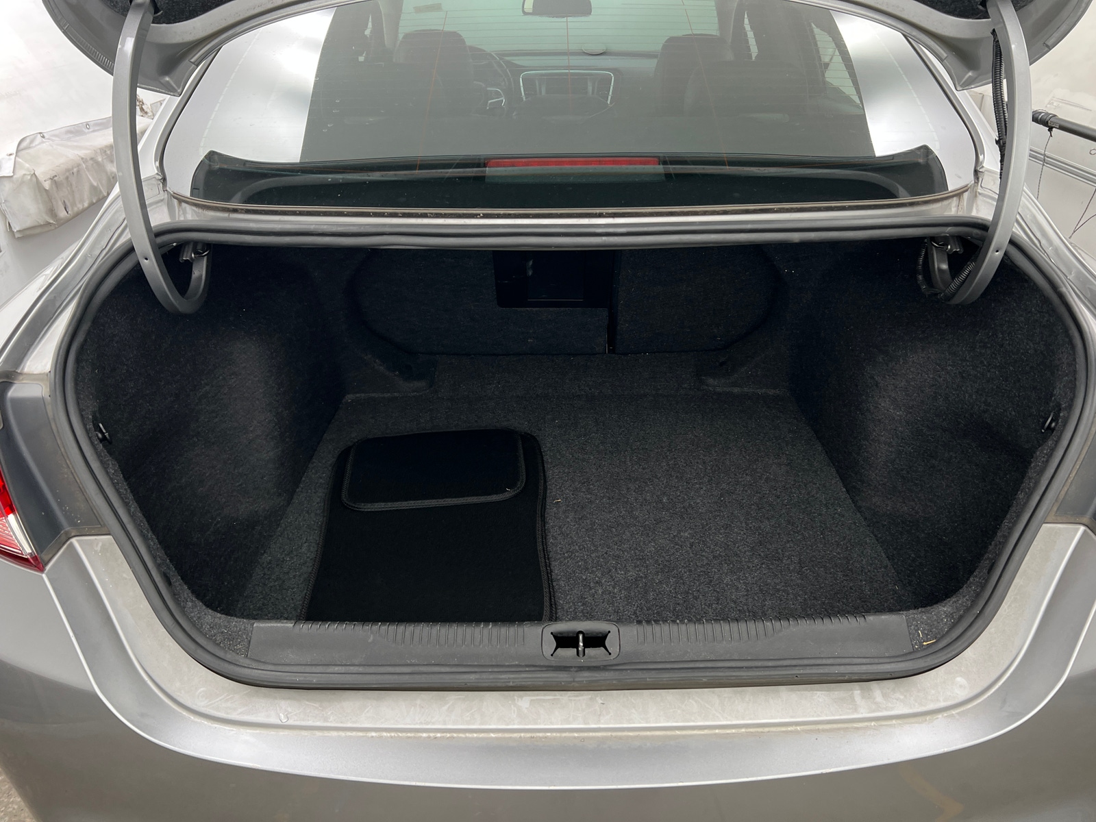 Thumbnail: 2017 Chrysler 200 - 6