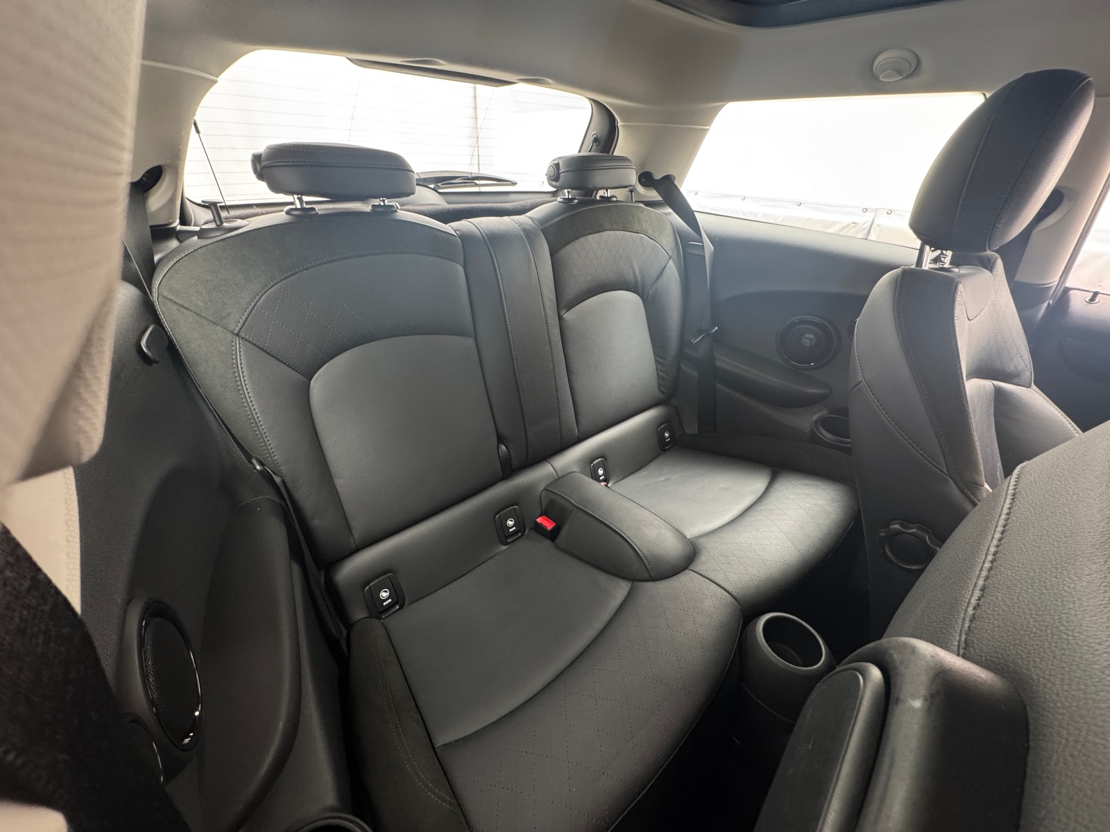 Thumbnail: 2019 MINI Cooper Hardtop - 5