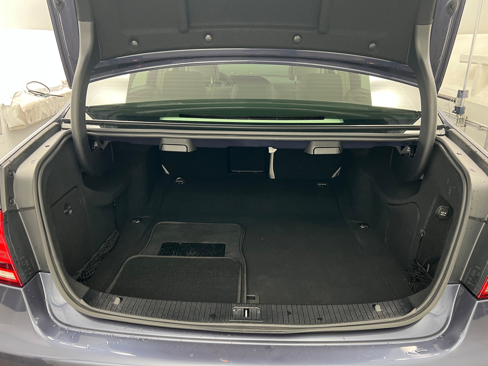 Thumbnail: 2014 Mercedes-Benz E-Class - 6