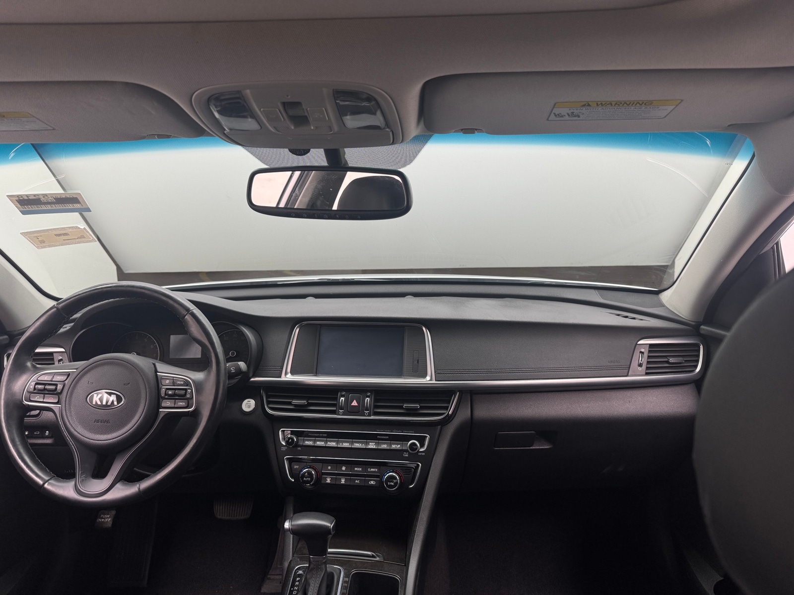 Thumbnail: 2016 Kia Optima - 2