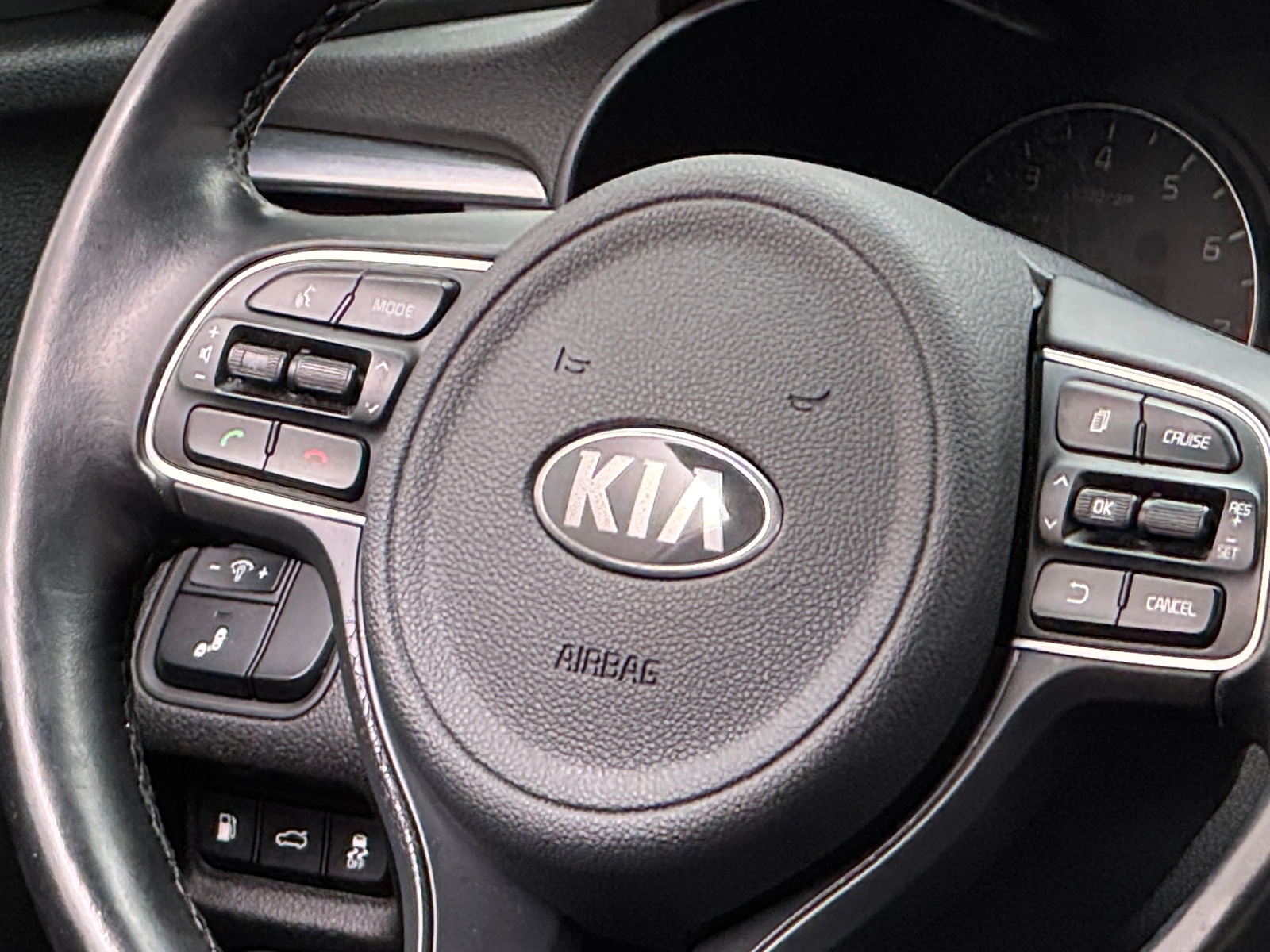 Thumbnail: 2016 Kia Optima - 4