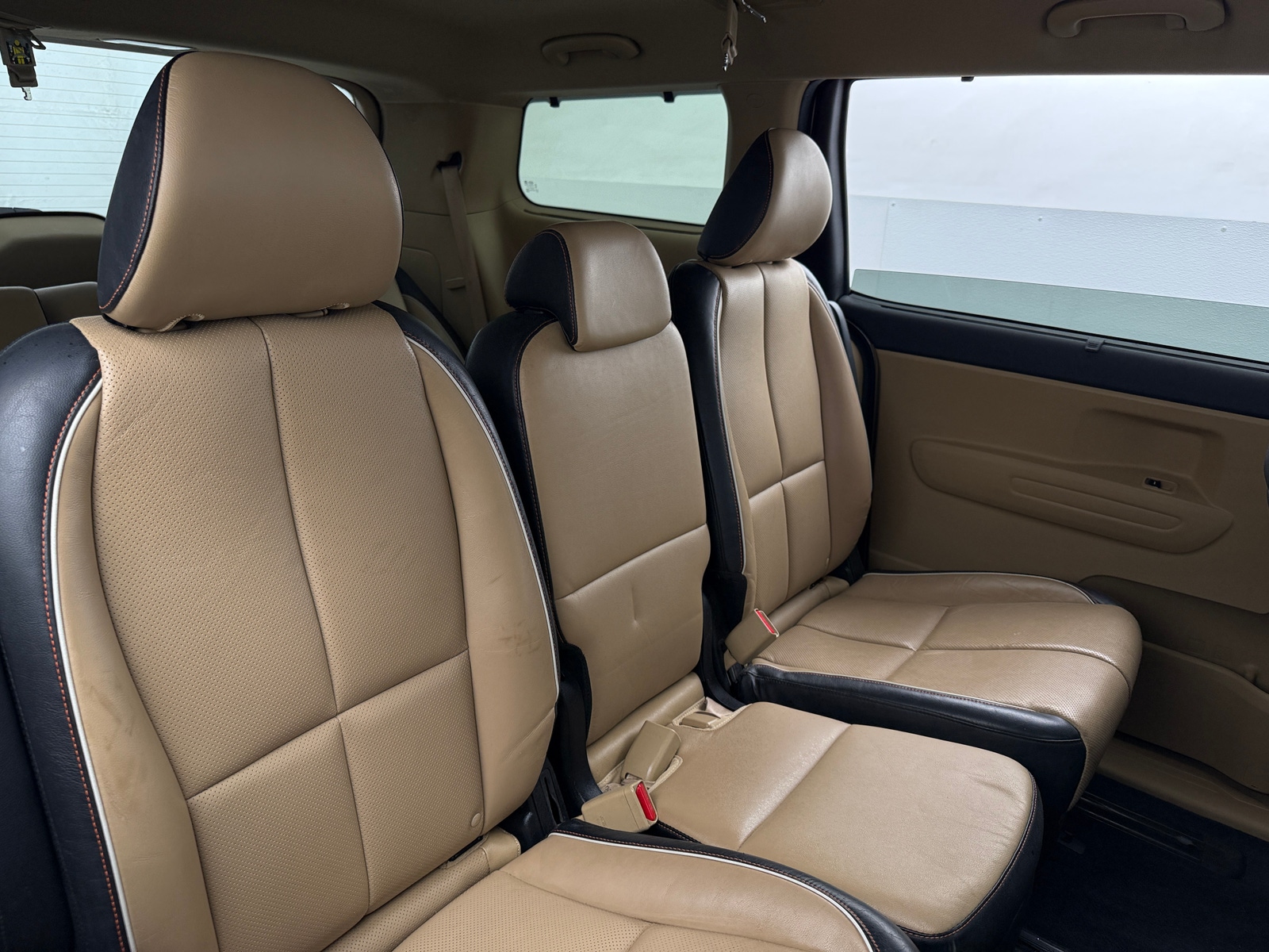 Thumbnail: 2017 Kia Sedona - 6