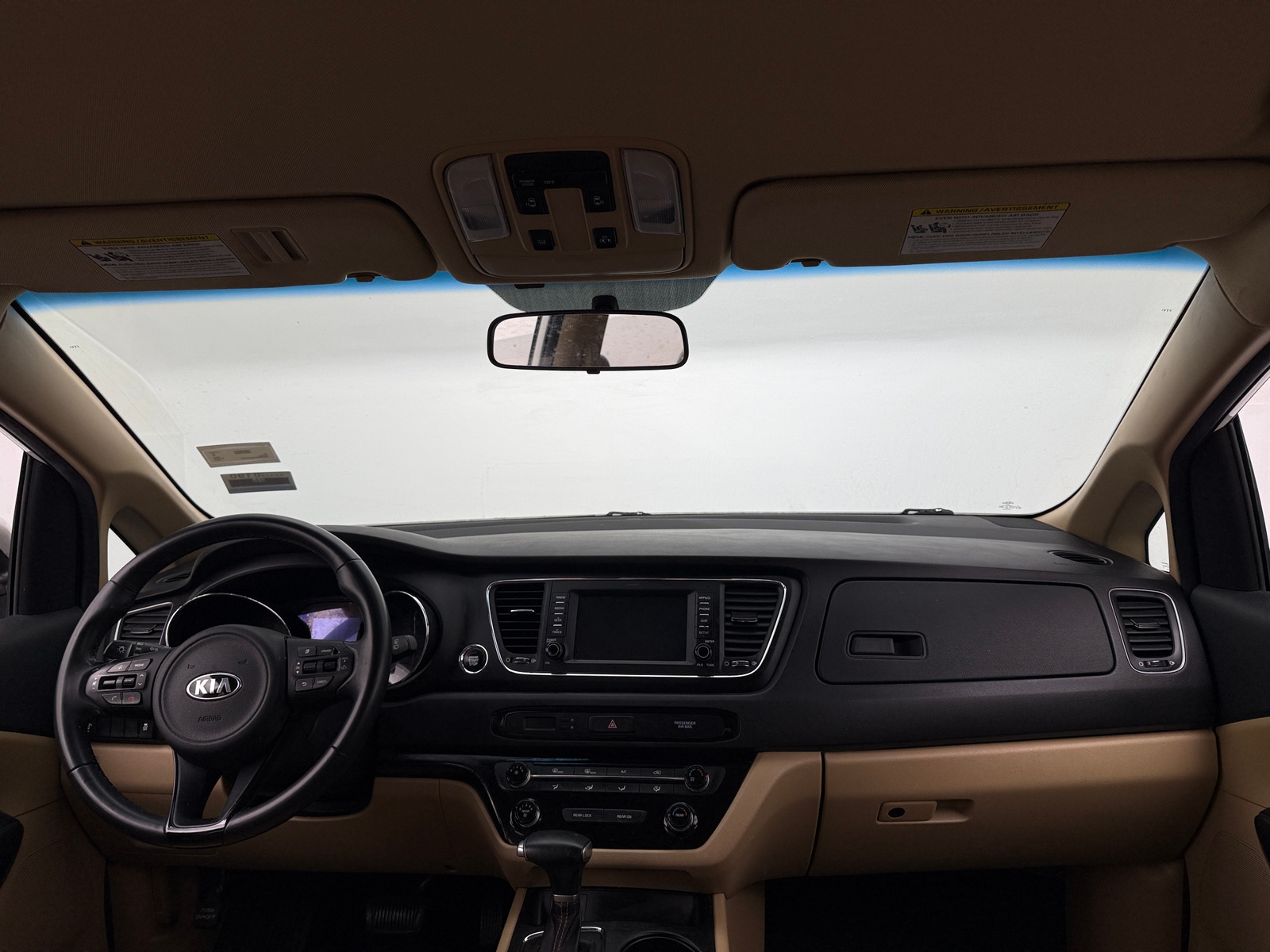 Thumbnail: 2017 Kia Sedona - 3