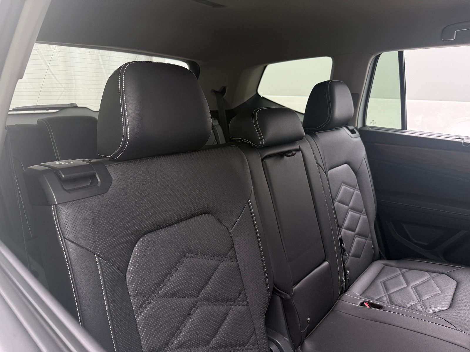 Thumbnail: 2025 Volkswagen Atlas - 5