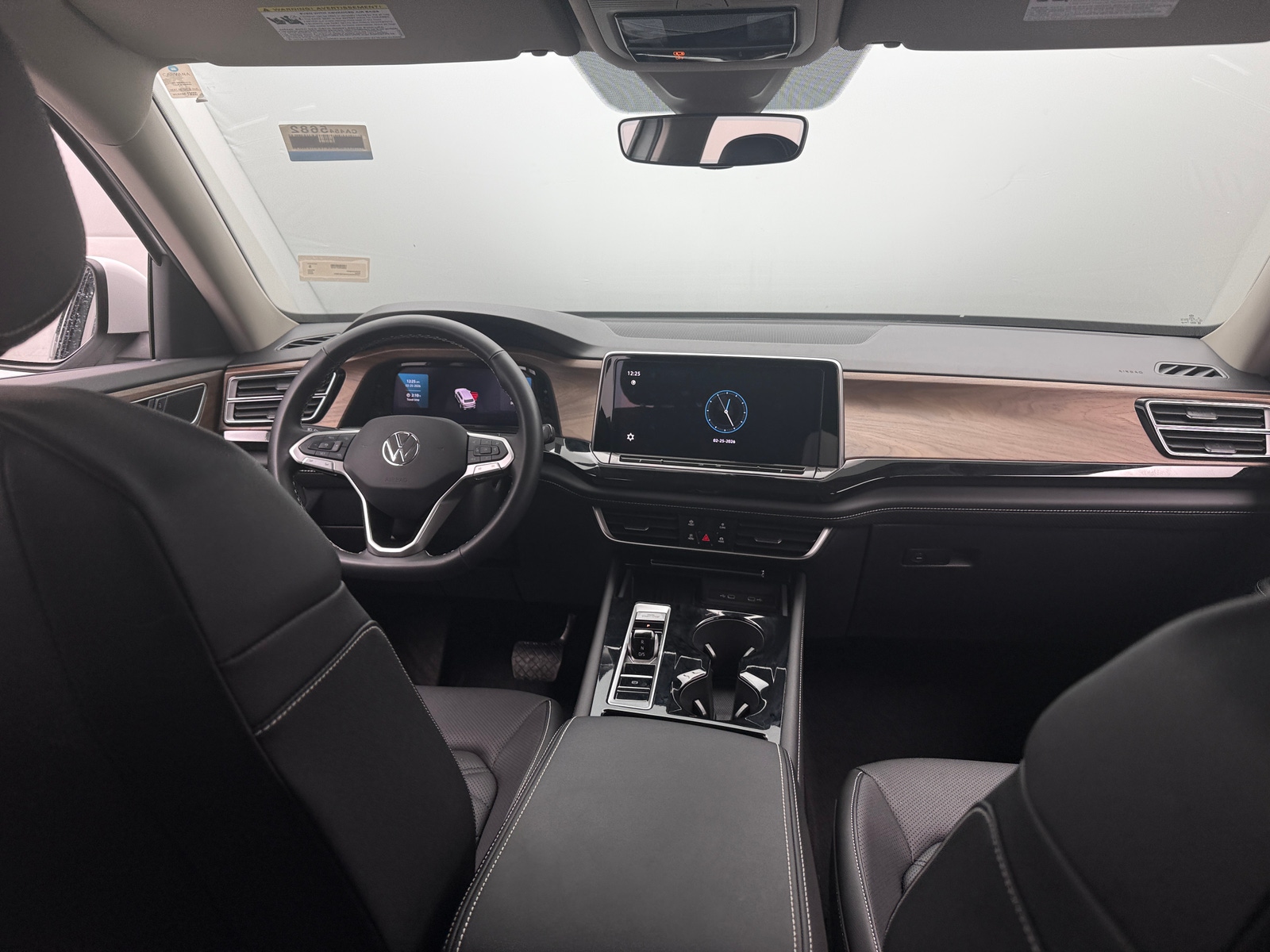 Thumbnail: 2025 Volkswagen Atlas - 2