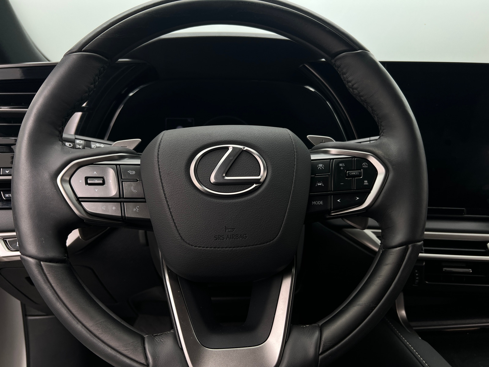 Thumbnail: 2024 Lexus RX - 4