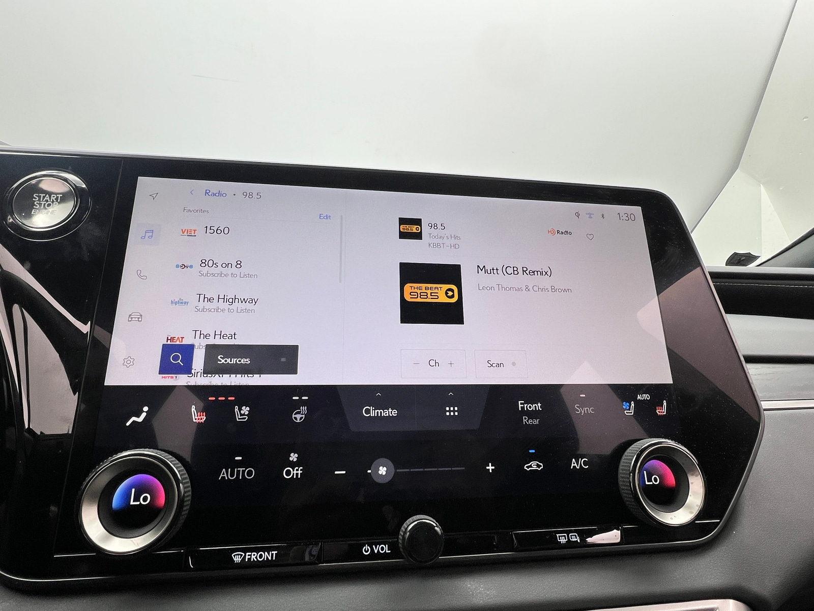 Thumbnail: 2024 Lexus RX - 3