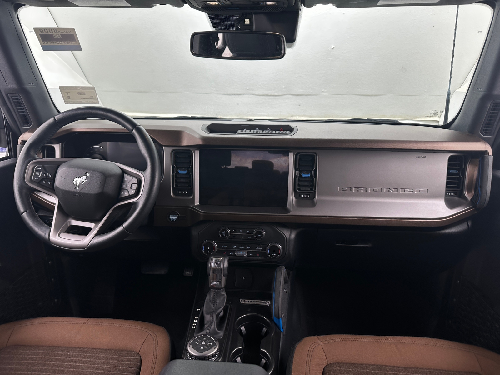 Thumbnail: 2022 Ford Bronco - 3