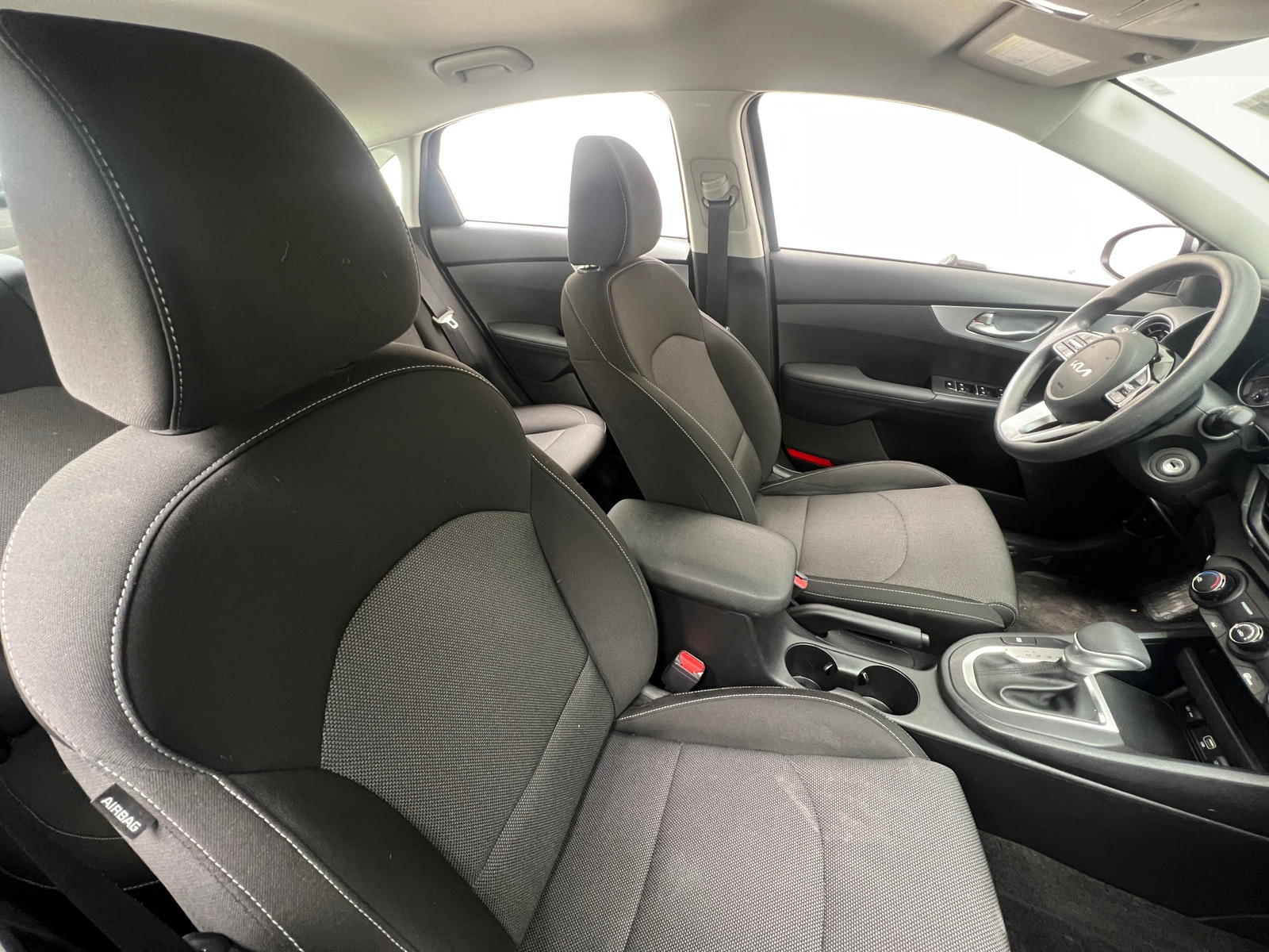 Thumbnail: 2022 Kia Forte - 2