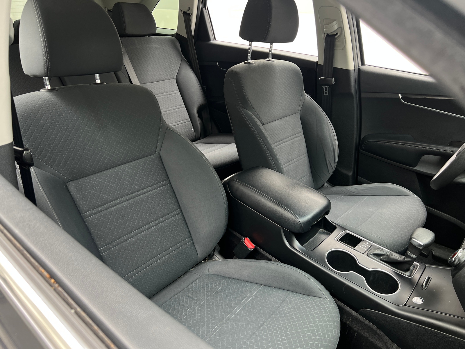 Thumbnail: 2019 Kia Sorento - 2