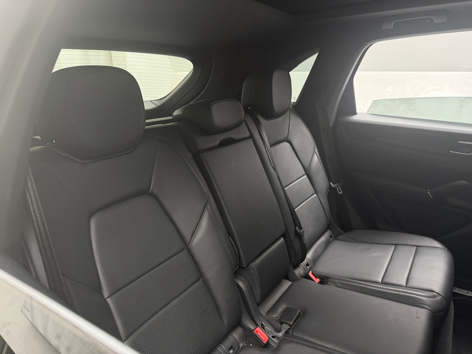 Thumbnail: 2019 Porsche Cayenne - 5