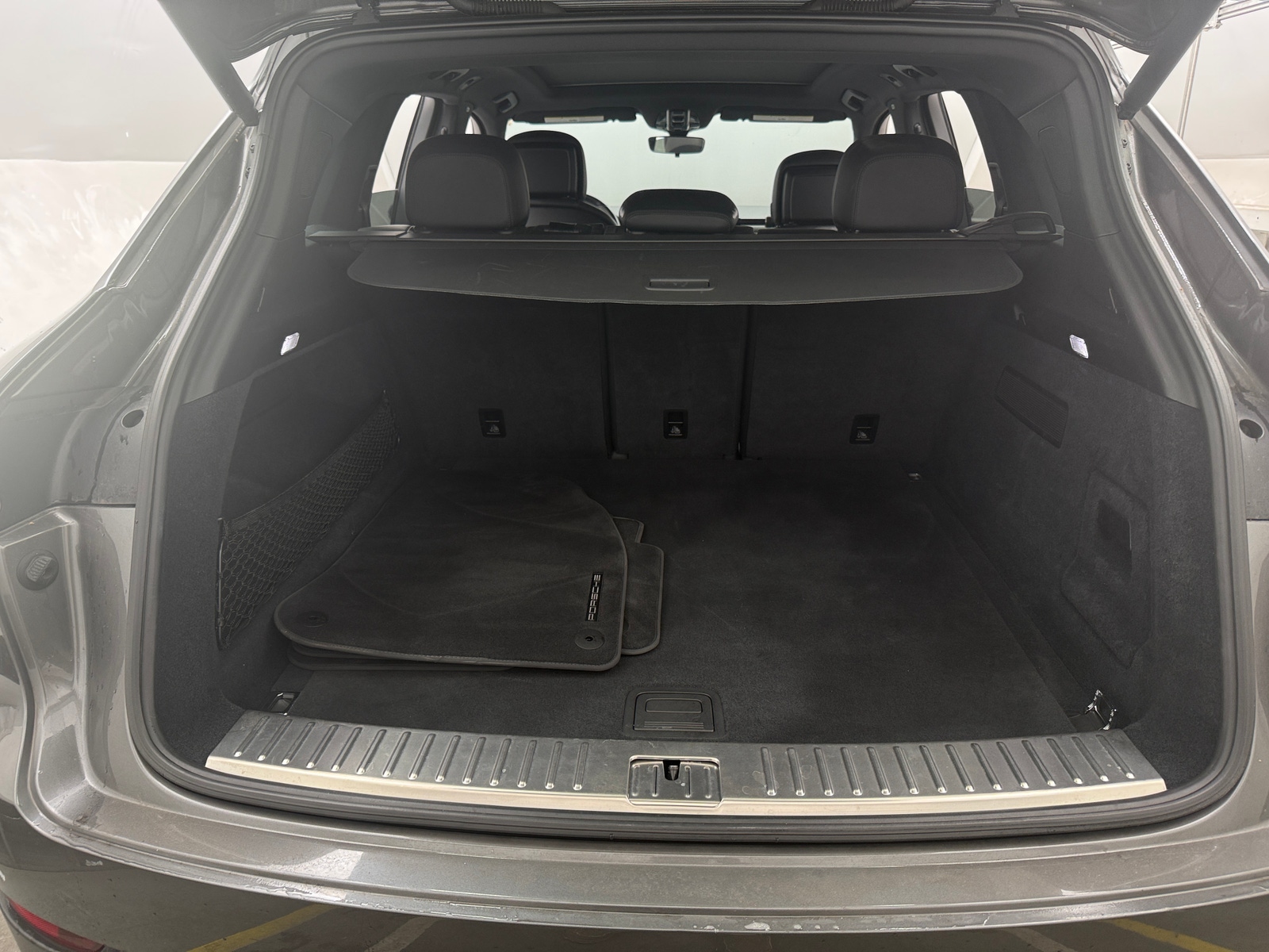 Thumbnail: 2019 Porsche Cayenne - 6