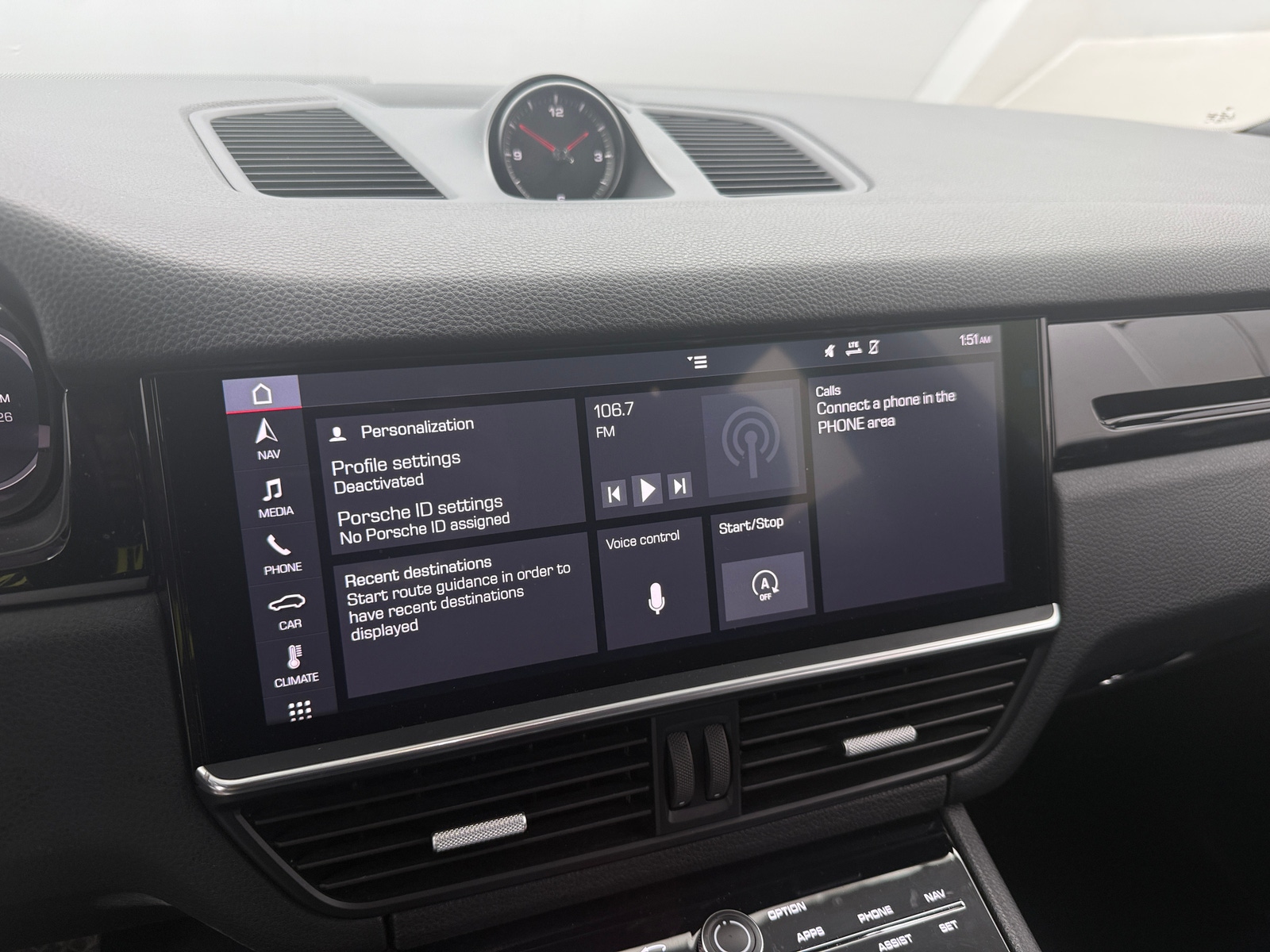 Thumbnail: 2019 Porsche Cayenne - 3