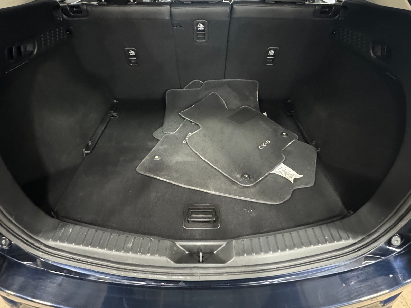 Thumbnail: 2025 Mazda CX-5 - 6